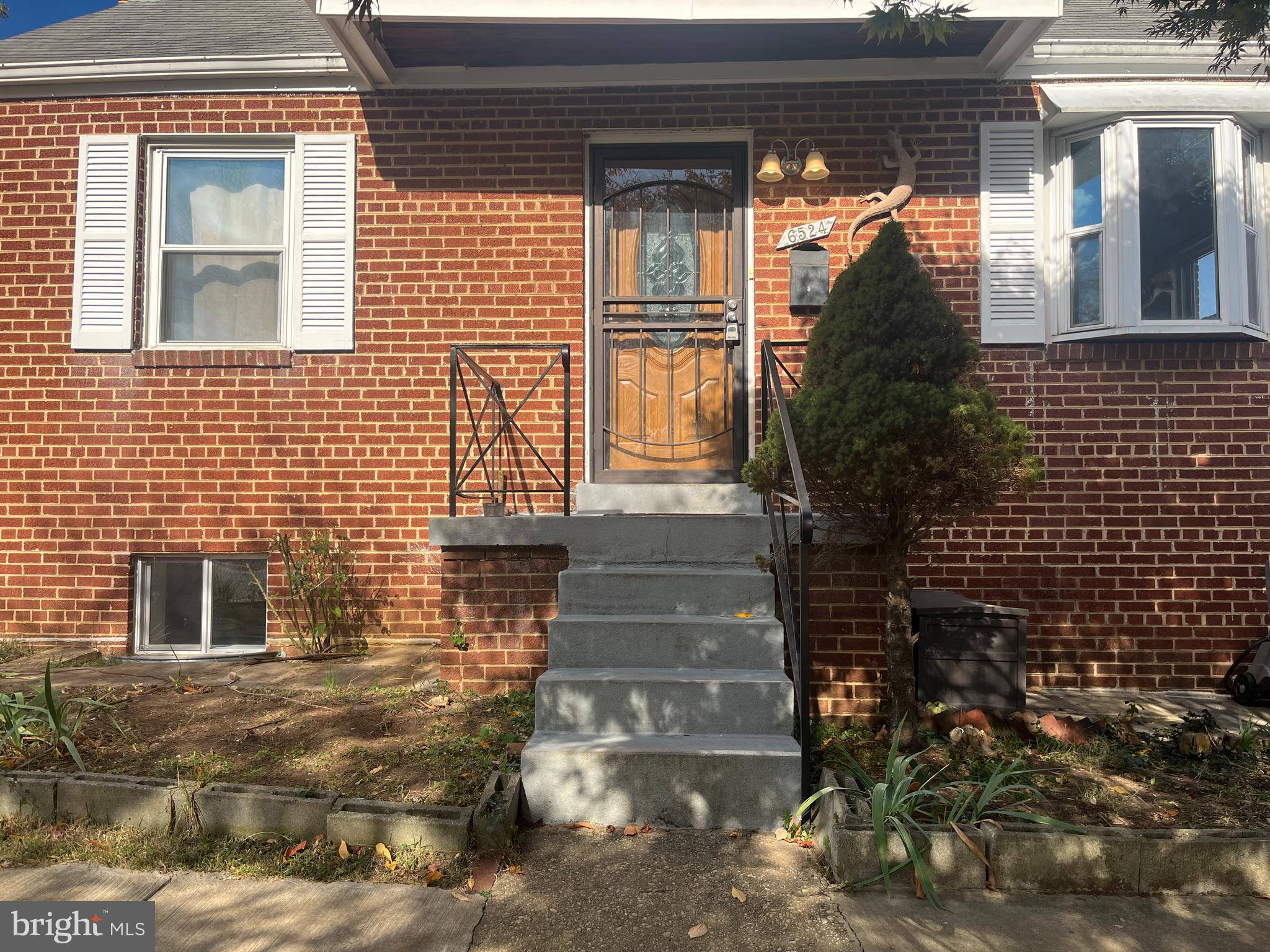 Capitol Heights, MD 20743,6524 ADAK ST