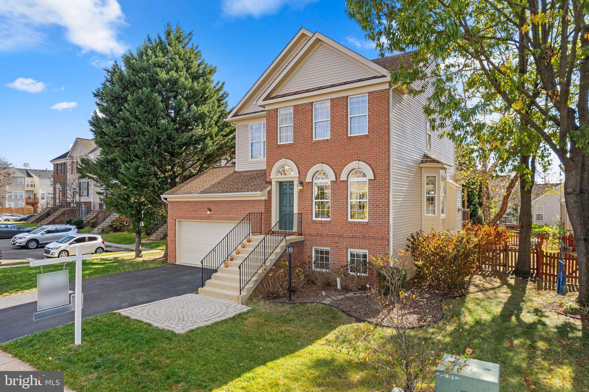 Chantilly, VA 20152,43443 KATLING SQ