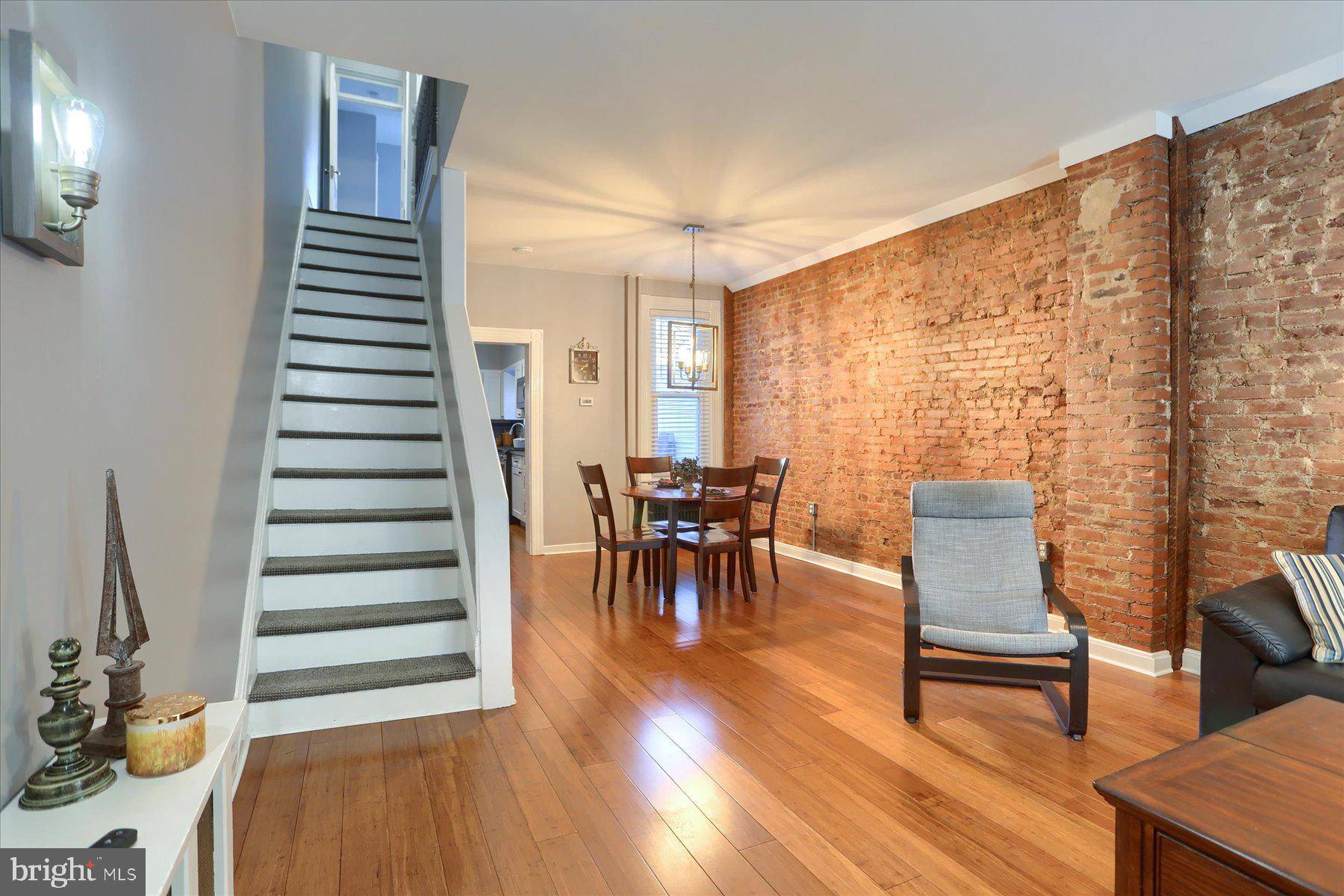 Lancaster, PA 17603,534 LANCASTER AVE