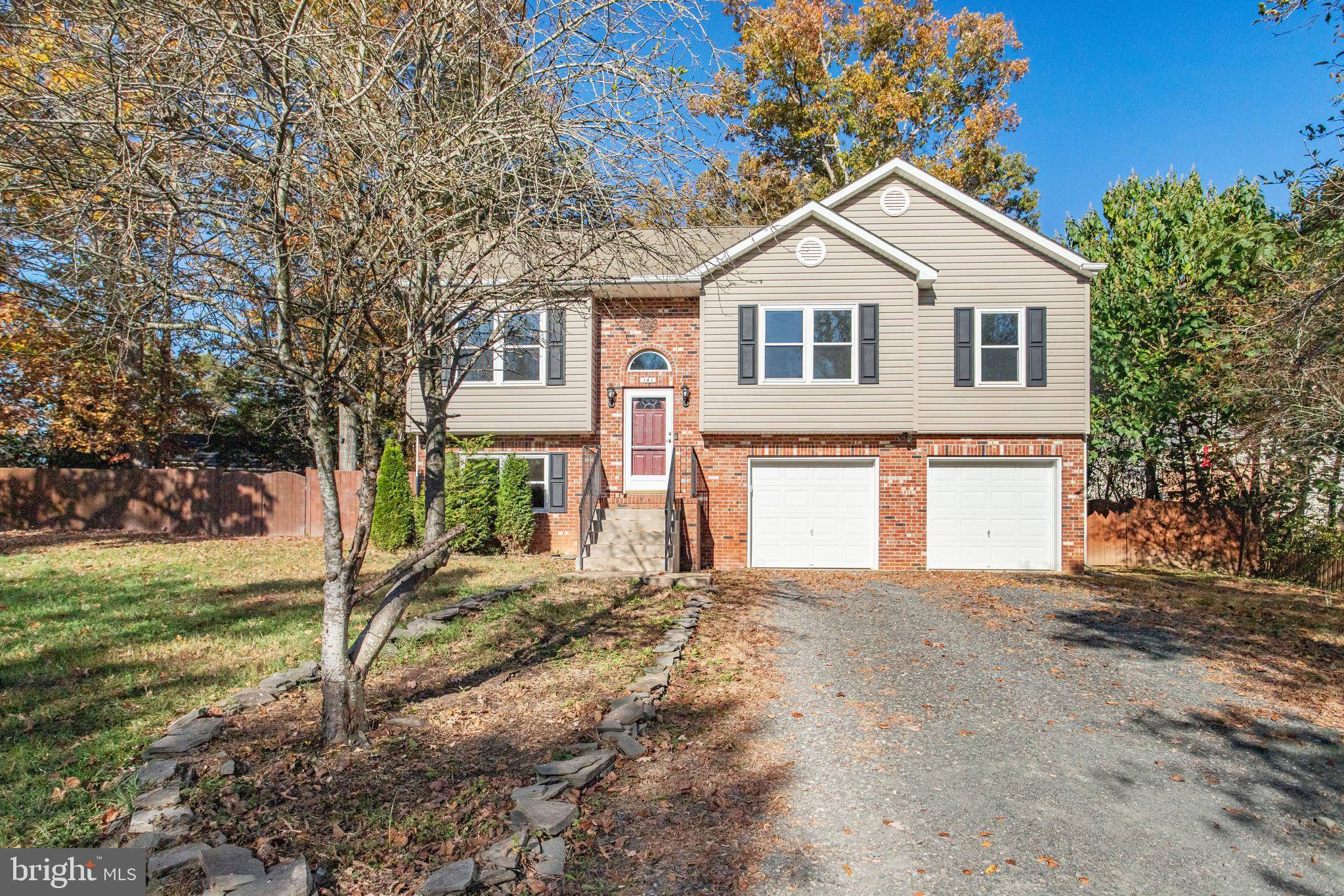 Stafford, VA 22556,141 HOLLY DR