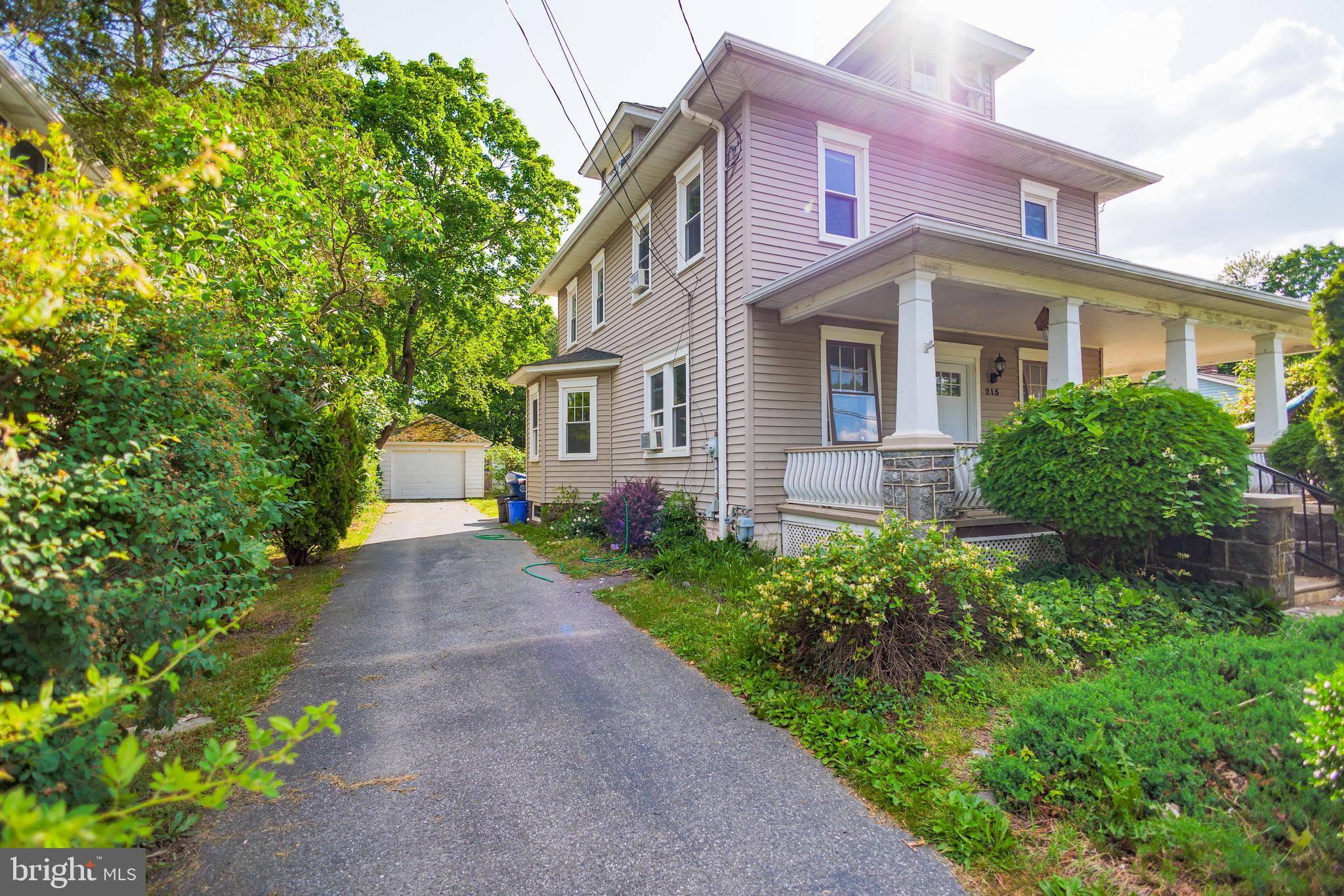 Glassboro, NJ 08028,215 LAUREL AVE
