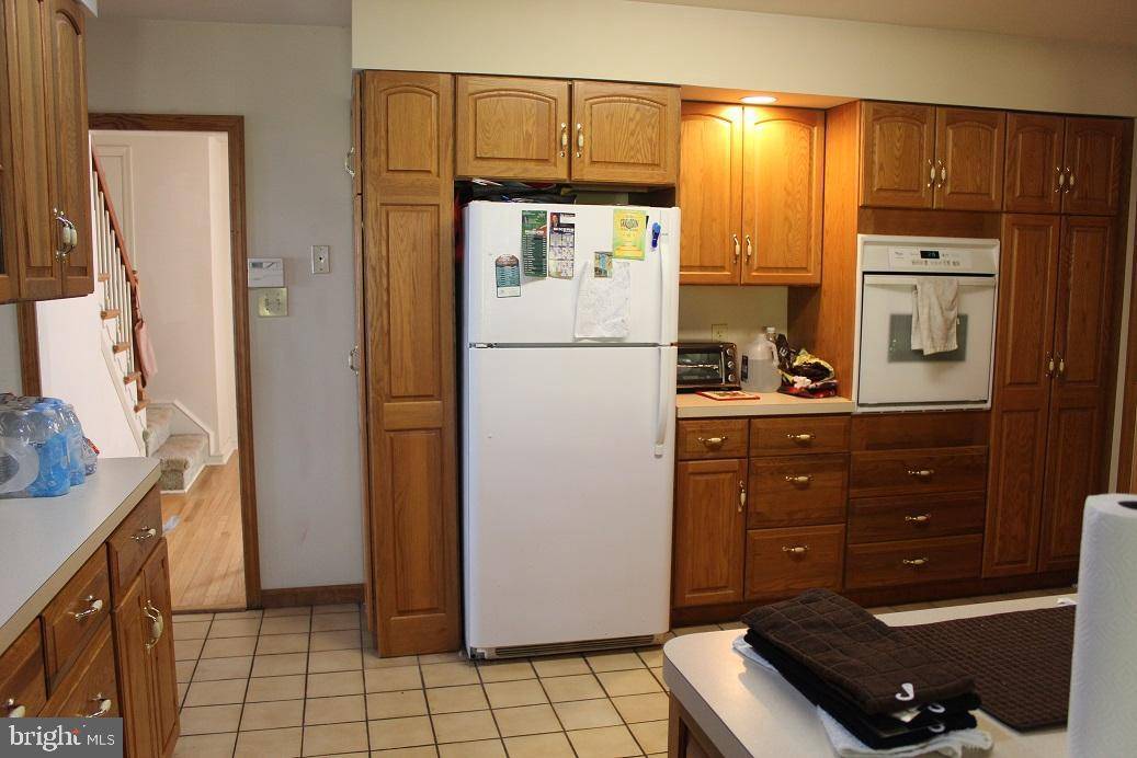 Glassboro, NJ 08028,319 VILLANOVA RD