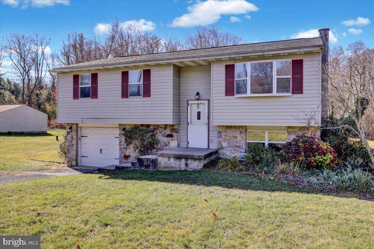 Fleetwood, PA 19522,236 ORCHARD RD