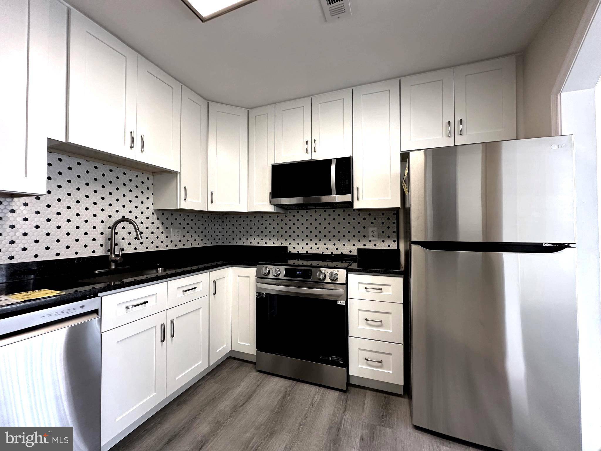 Frederick, MD 21703,5804 LANTANA CIR #B