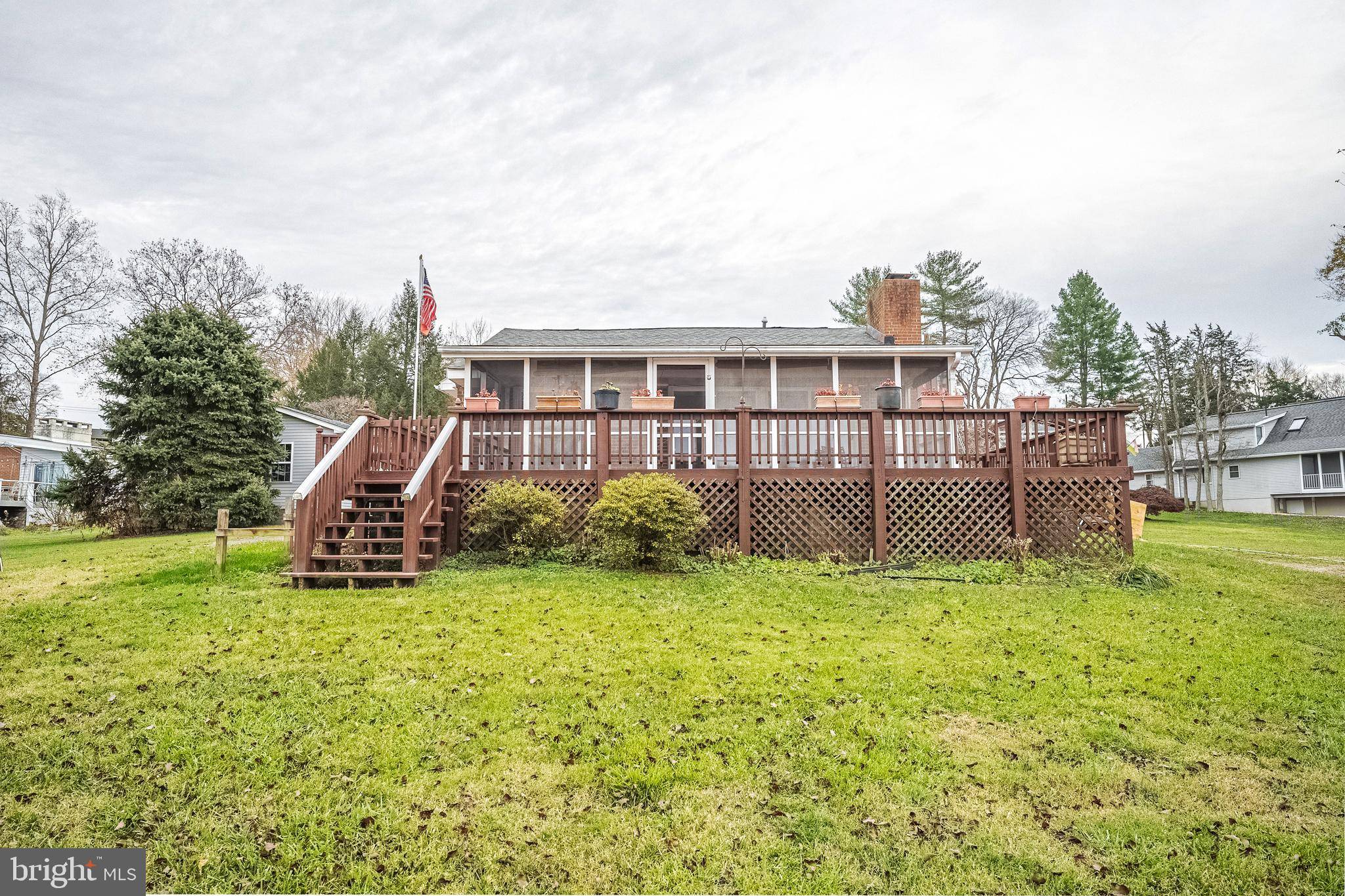 Louisa, VA 23093,115 LAKEVIEW CIR