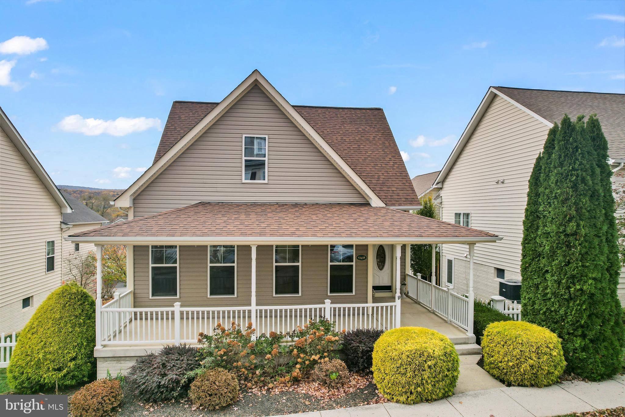 Round Hill, VA 20141,17438 LETHRIDGE CIR