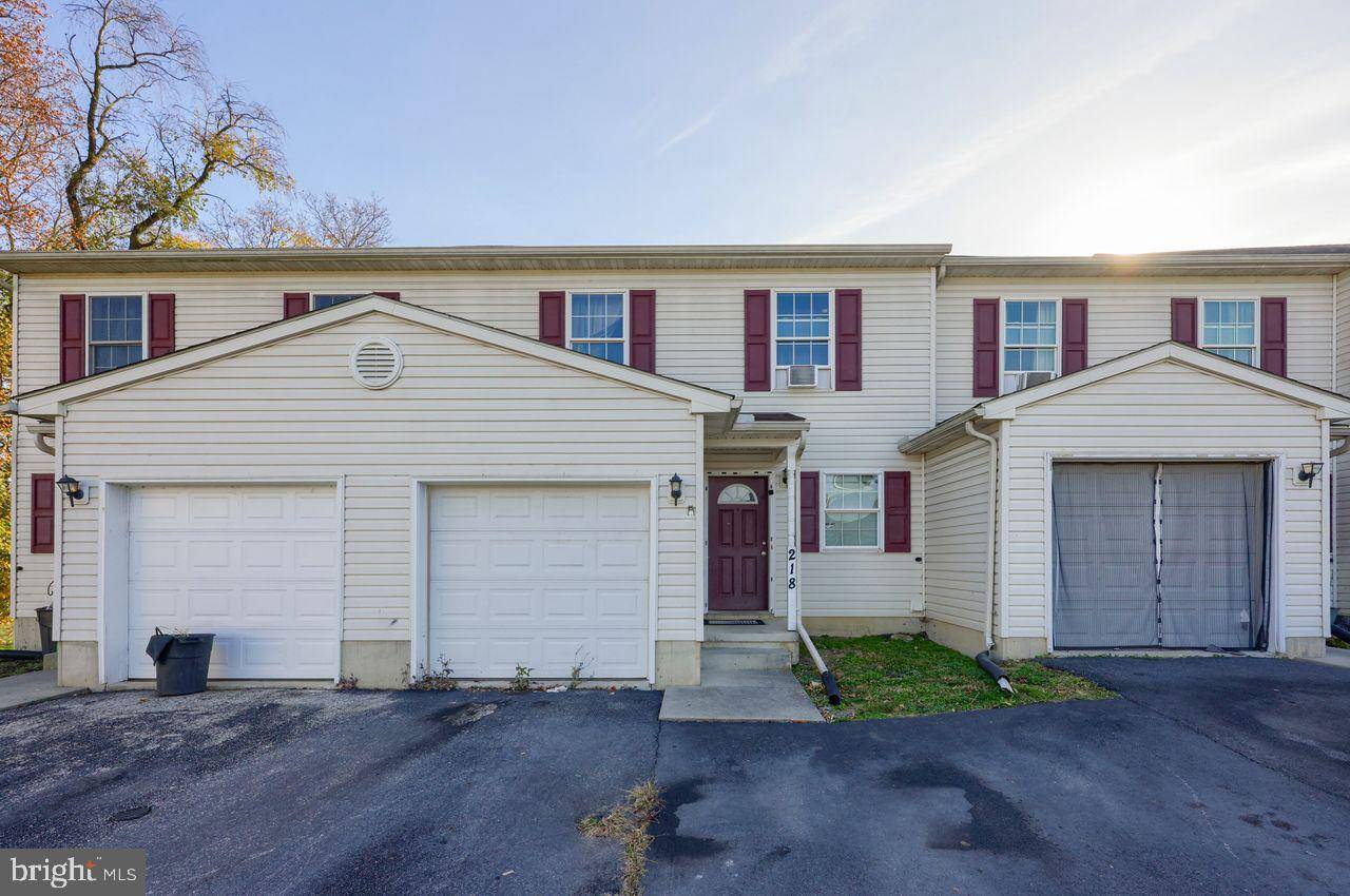 Marietta, PA 17547,218 RED CEDAR LN