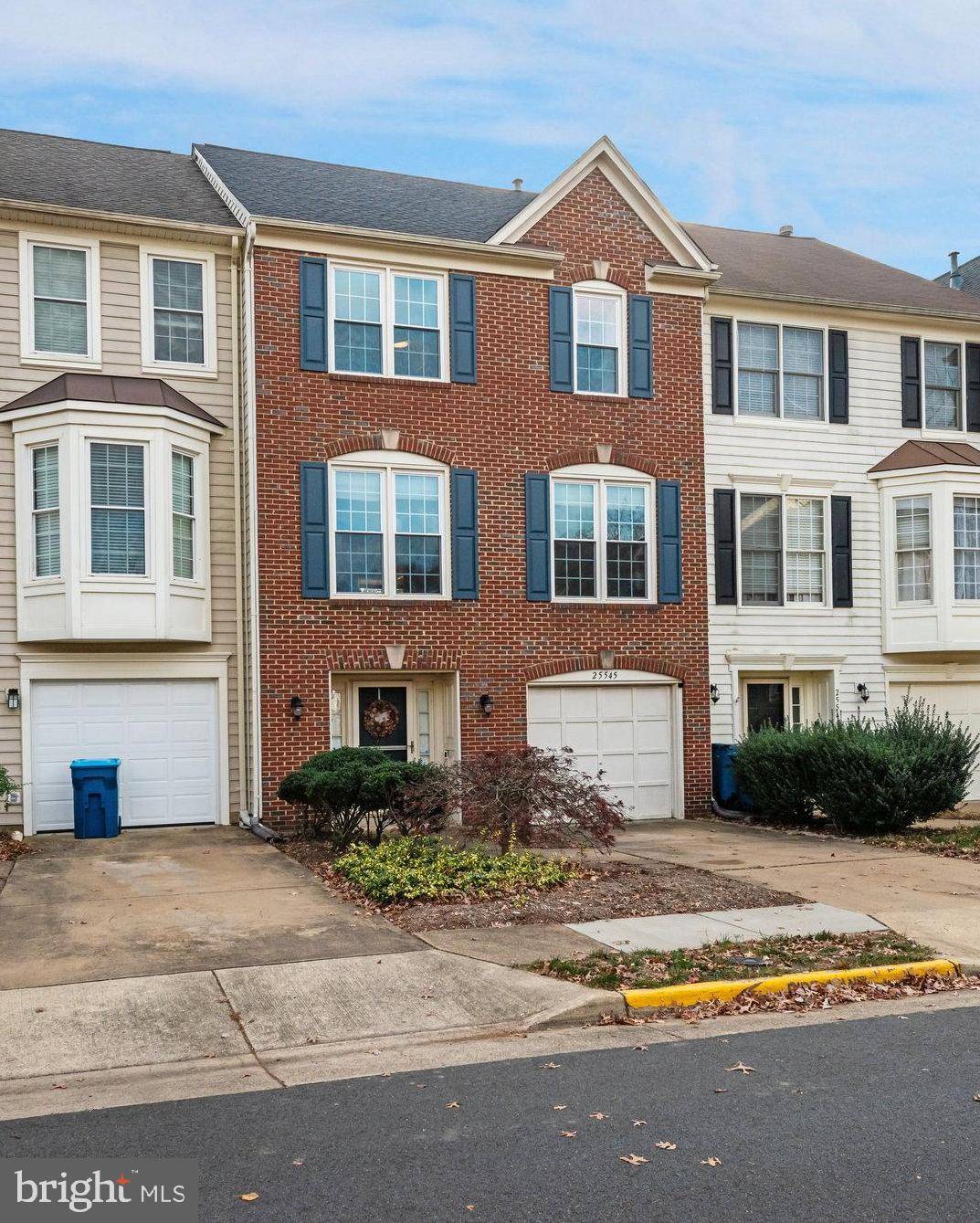 Chantilly, VA 20152,25545 FRETTON SQ