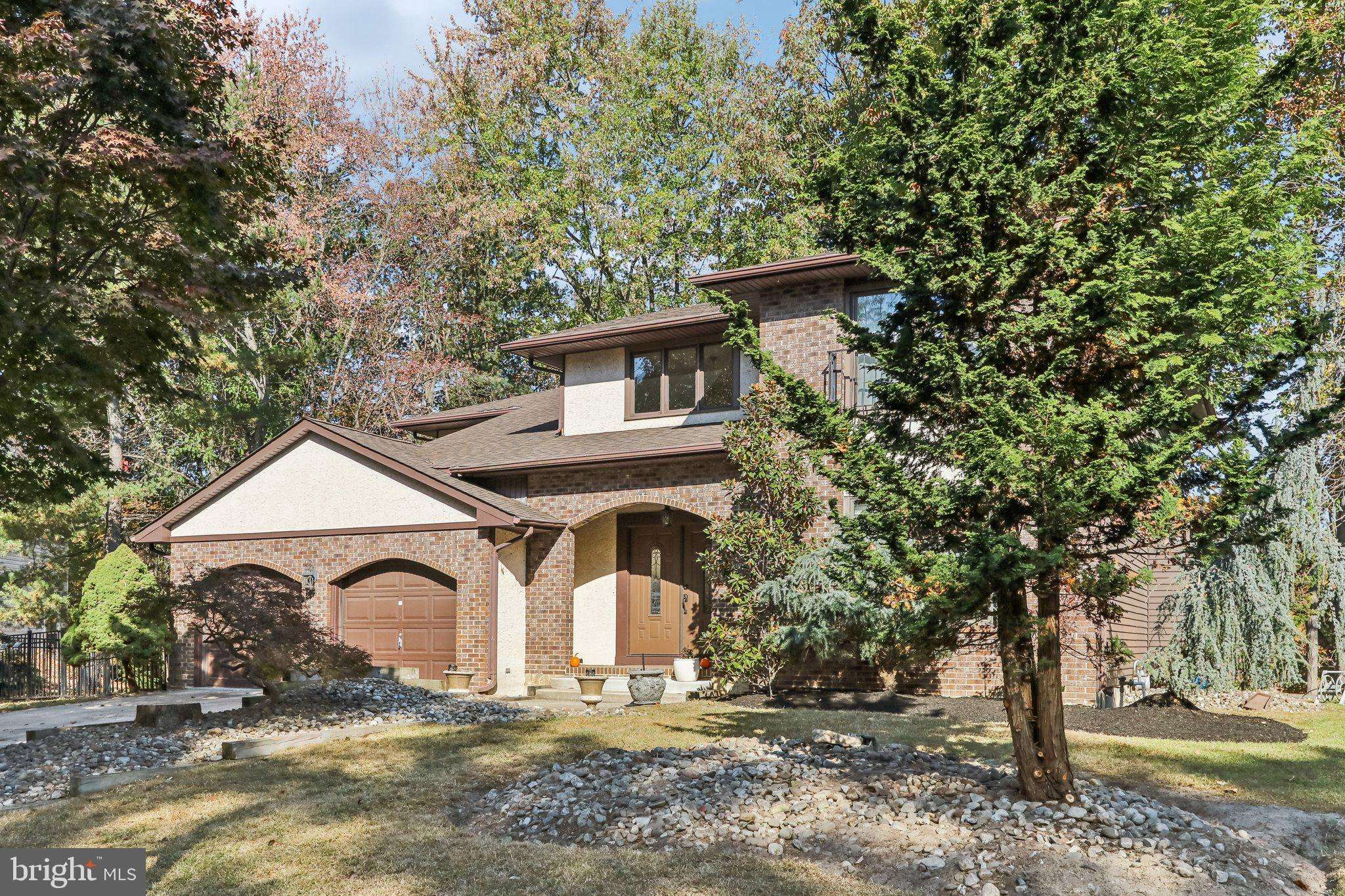 Sewell, NJ 08080,14 ELIZABETH CT