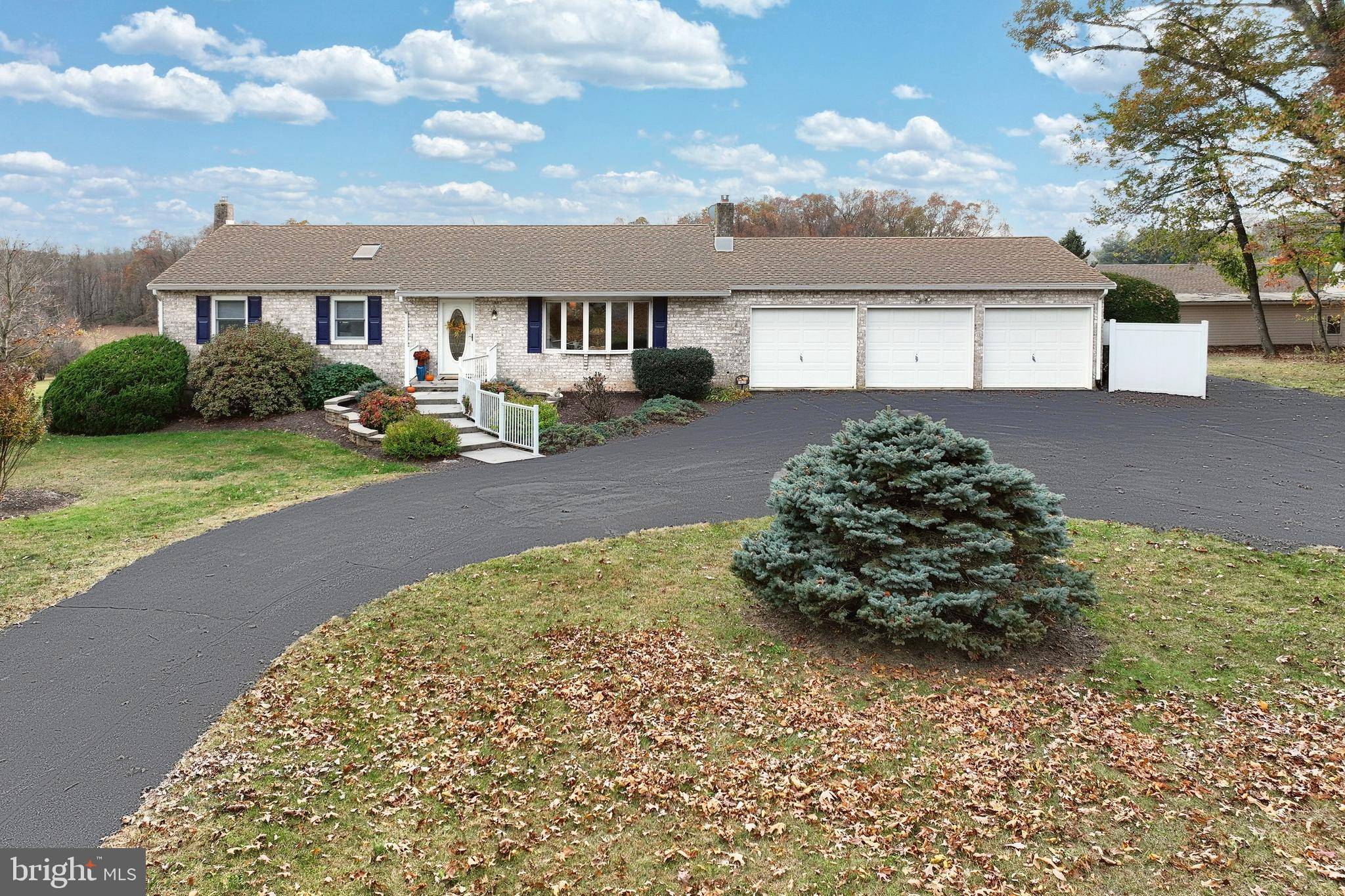 Glen Rock, PA 17327,5125 PINE VIEW DR