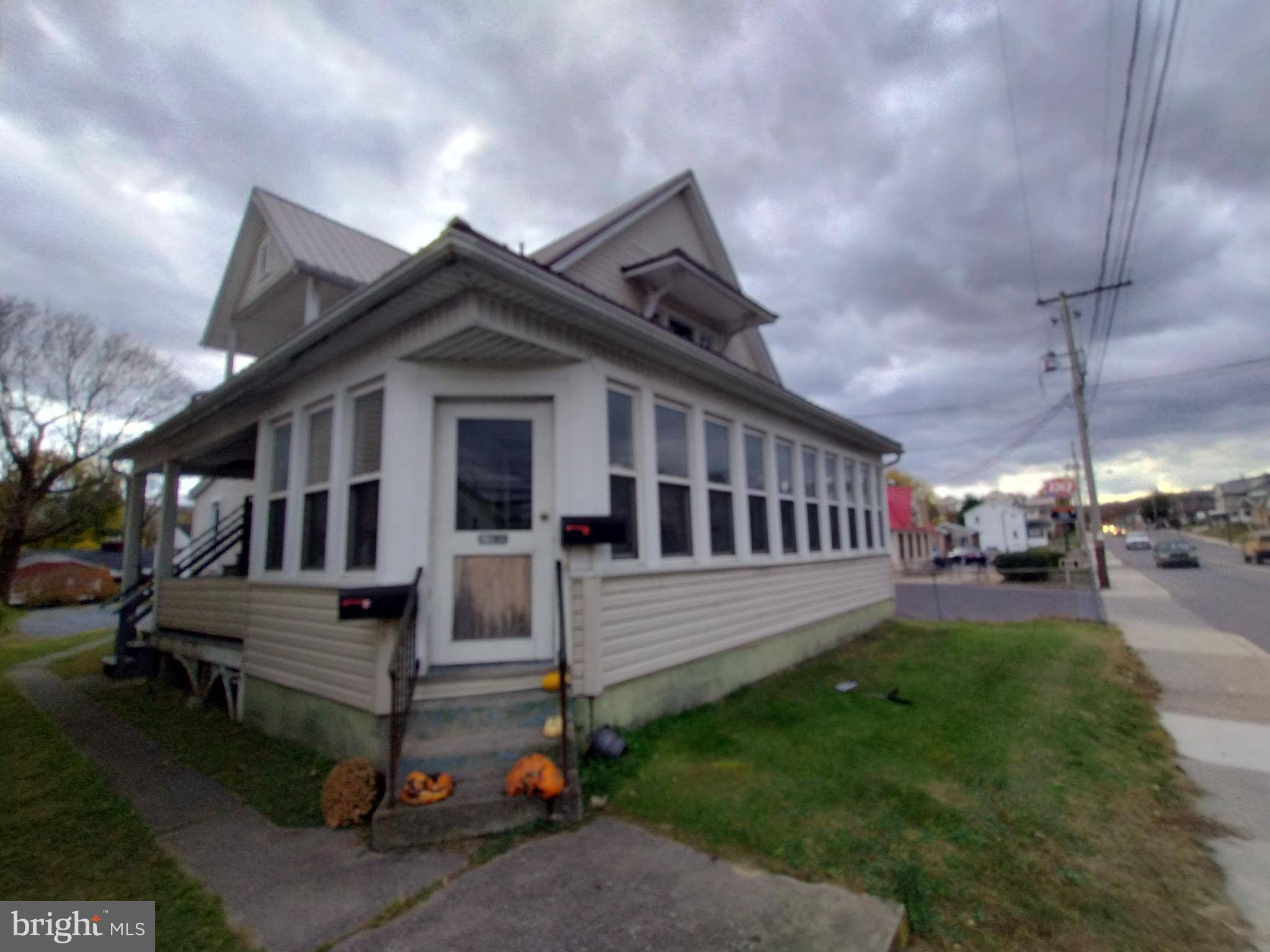 Lewistown, PA 17044,522 W FOURTH STREET