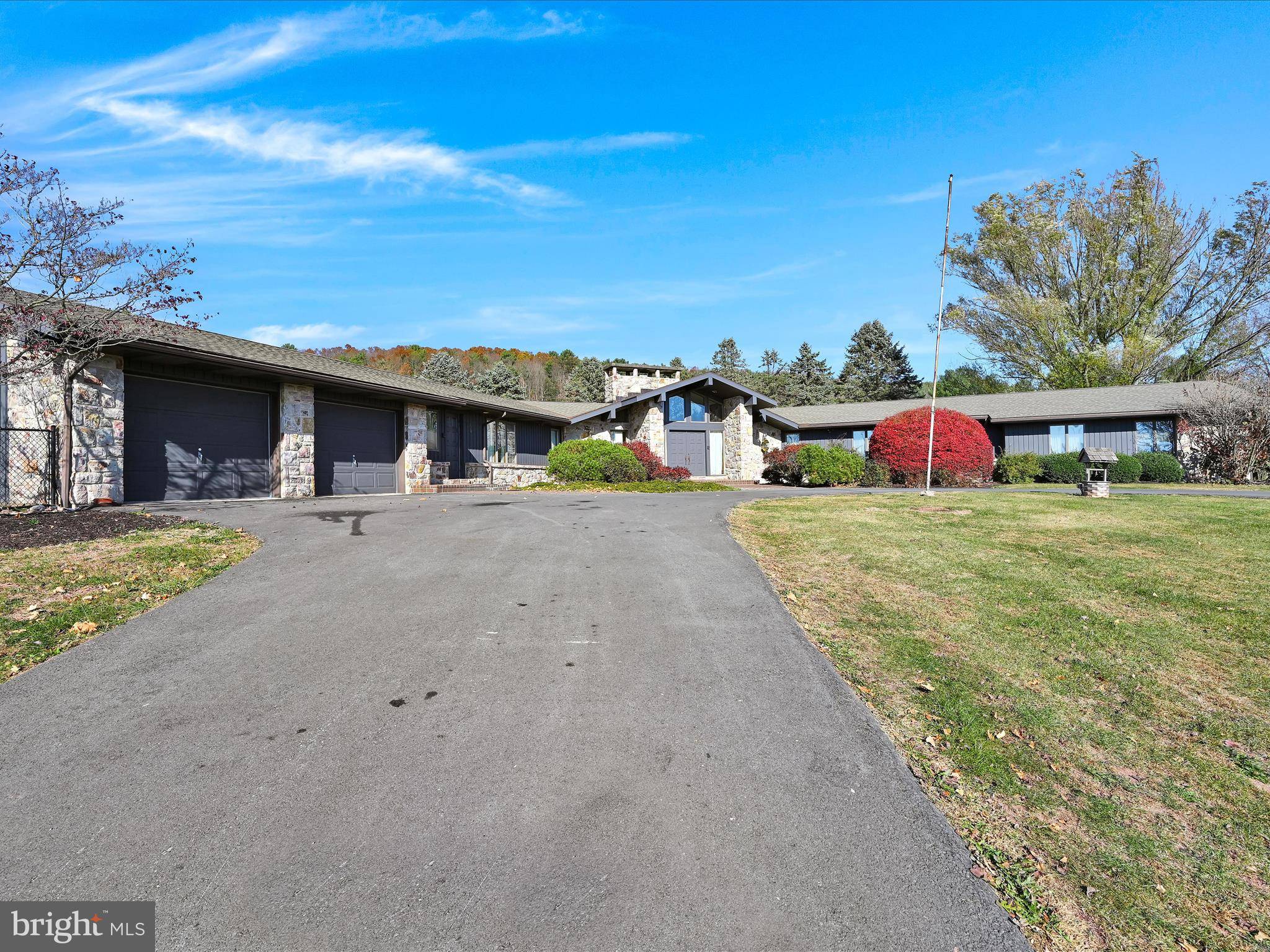 Orwigsburg, PA 17961,1287 REDDALE RD