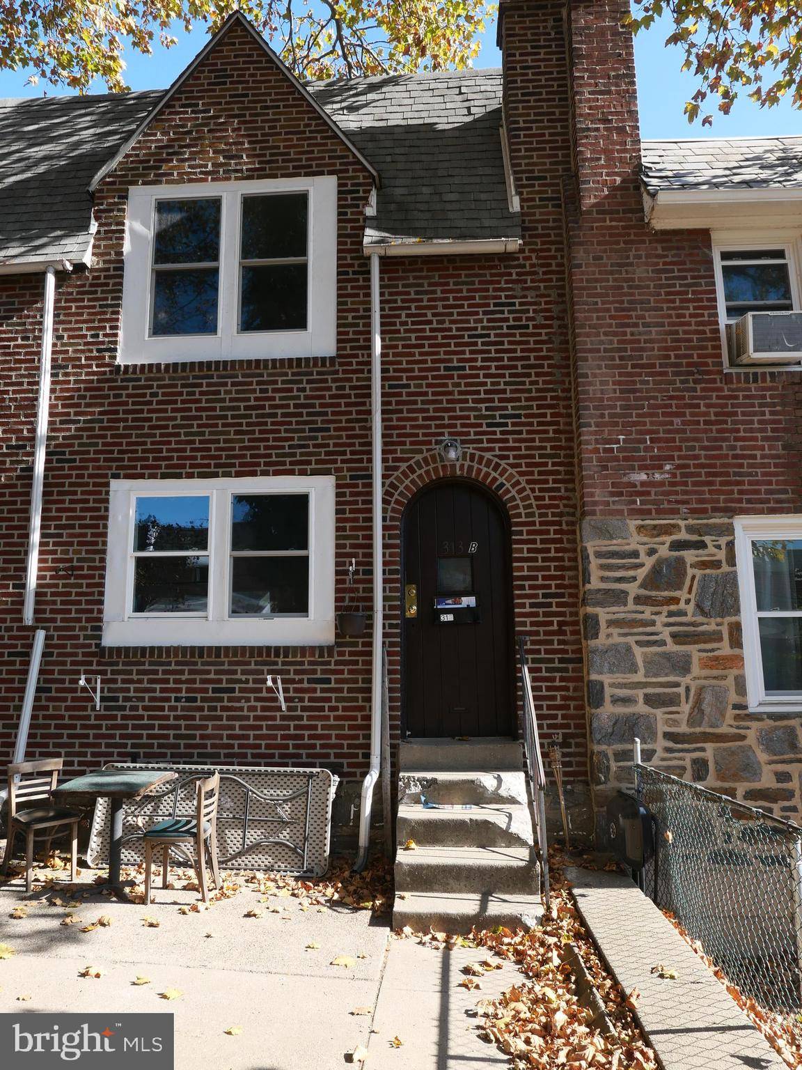 Upper Darby, PA 19082,313 HAMPDEN RD #B--2ND FLOOR