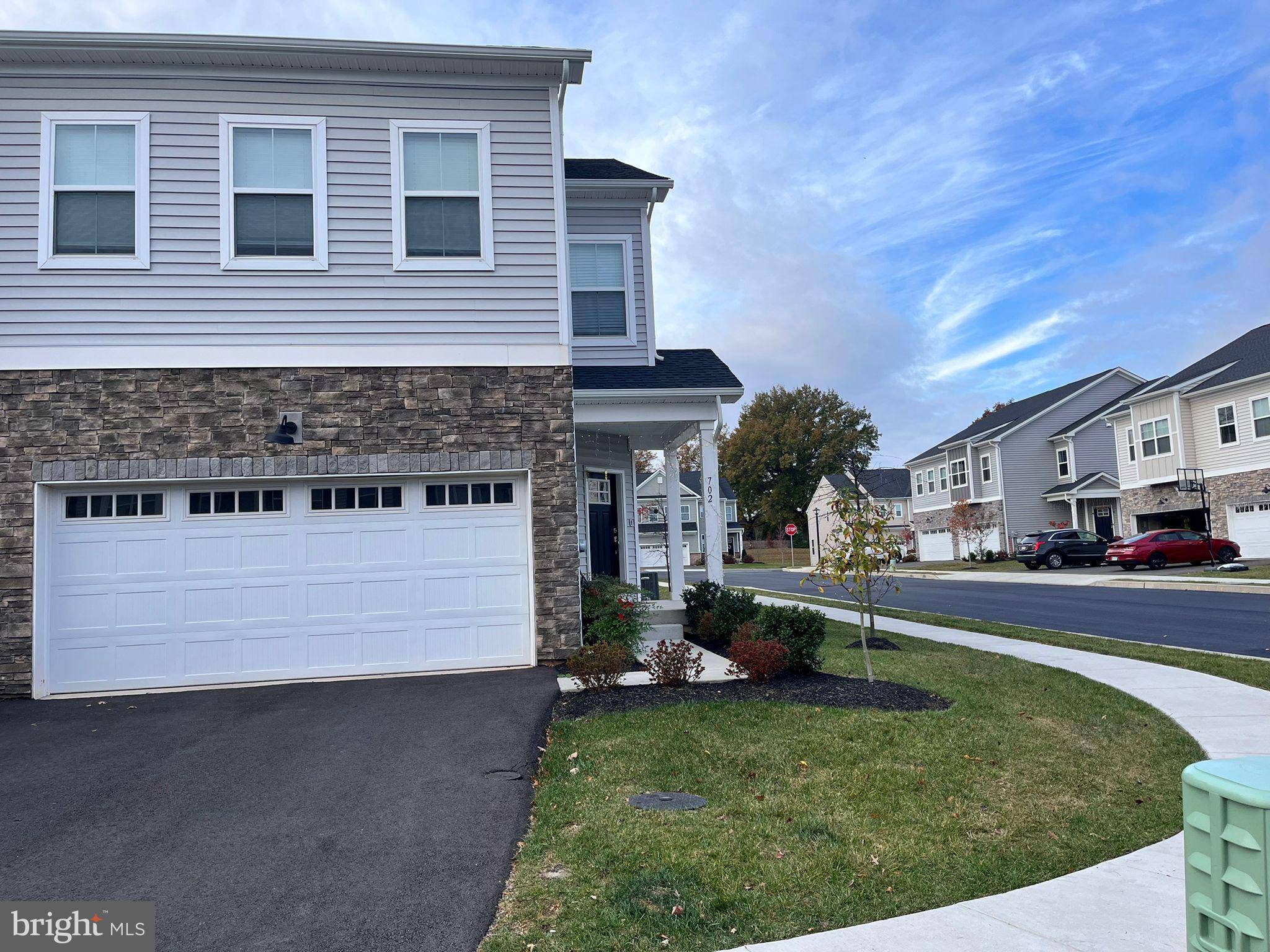 Spring City, PA 19475,702 PEONY LN