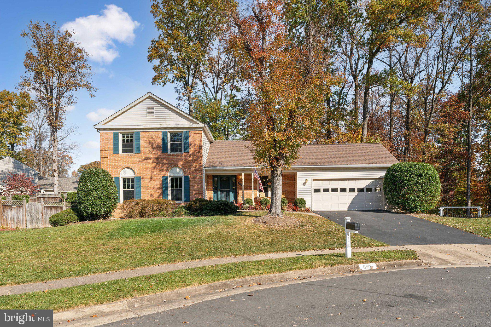 Springfield, VA 22152,6513 PARK VIEW CT