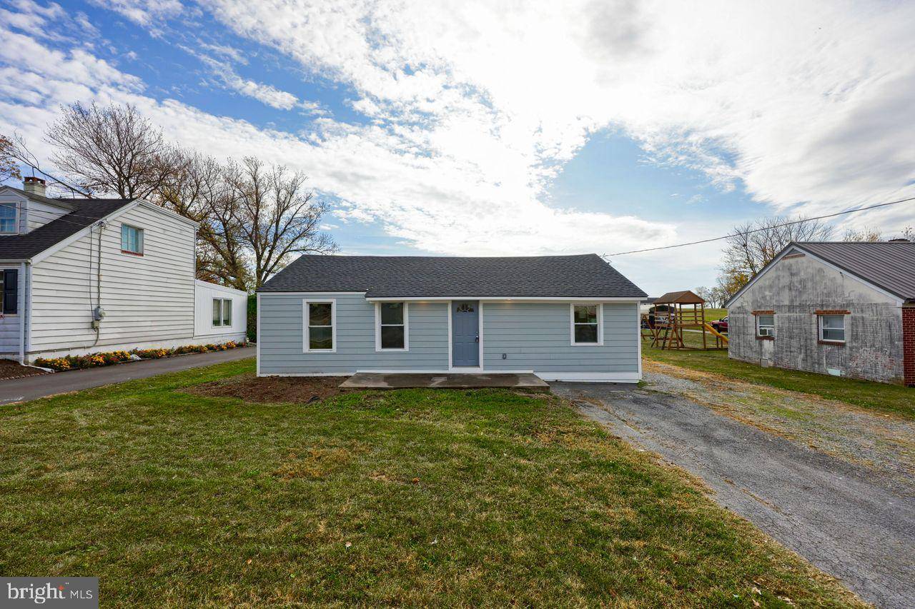 Mount Joy, PA 17552,906 DONEGAL SPRINGS RD