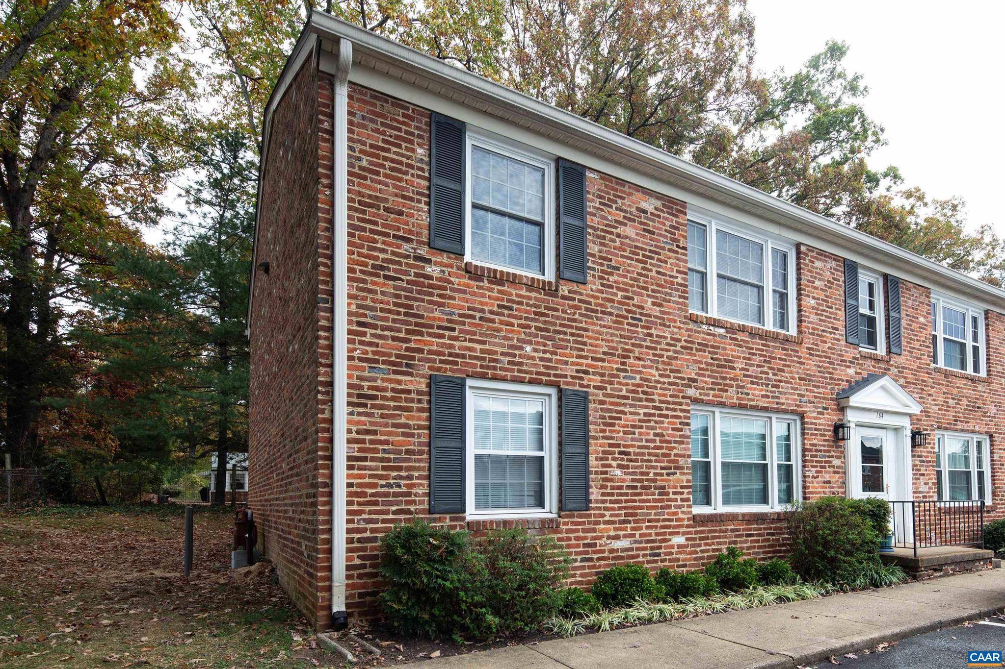 Charlottesville, VA 22901,164 HESSIAN HILLS WAY #4