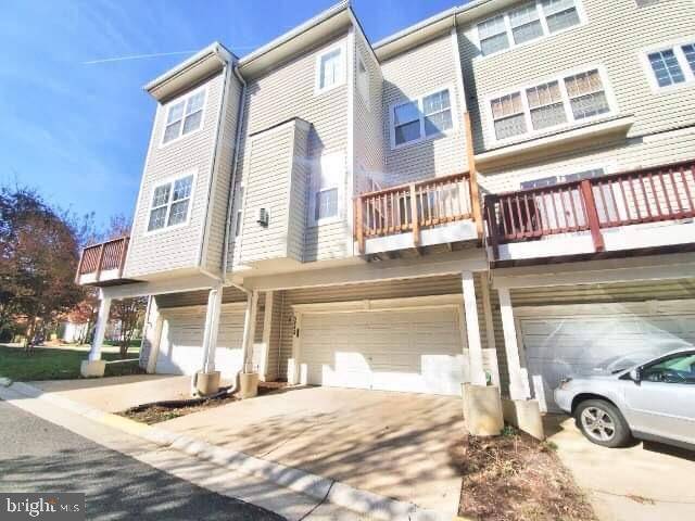 Alexandria, VA 22312,5442 PATUXENT KNOLL PL