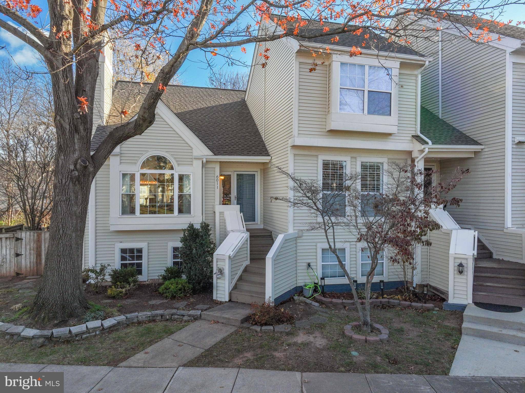 Centreville, VA 20120,6011 CREEKSTONE LN