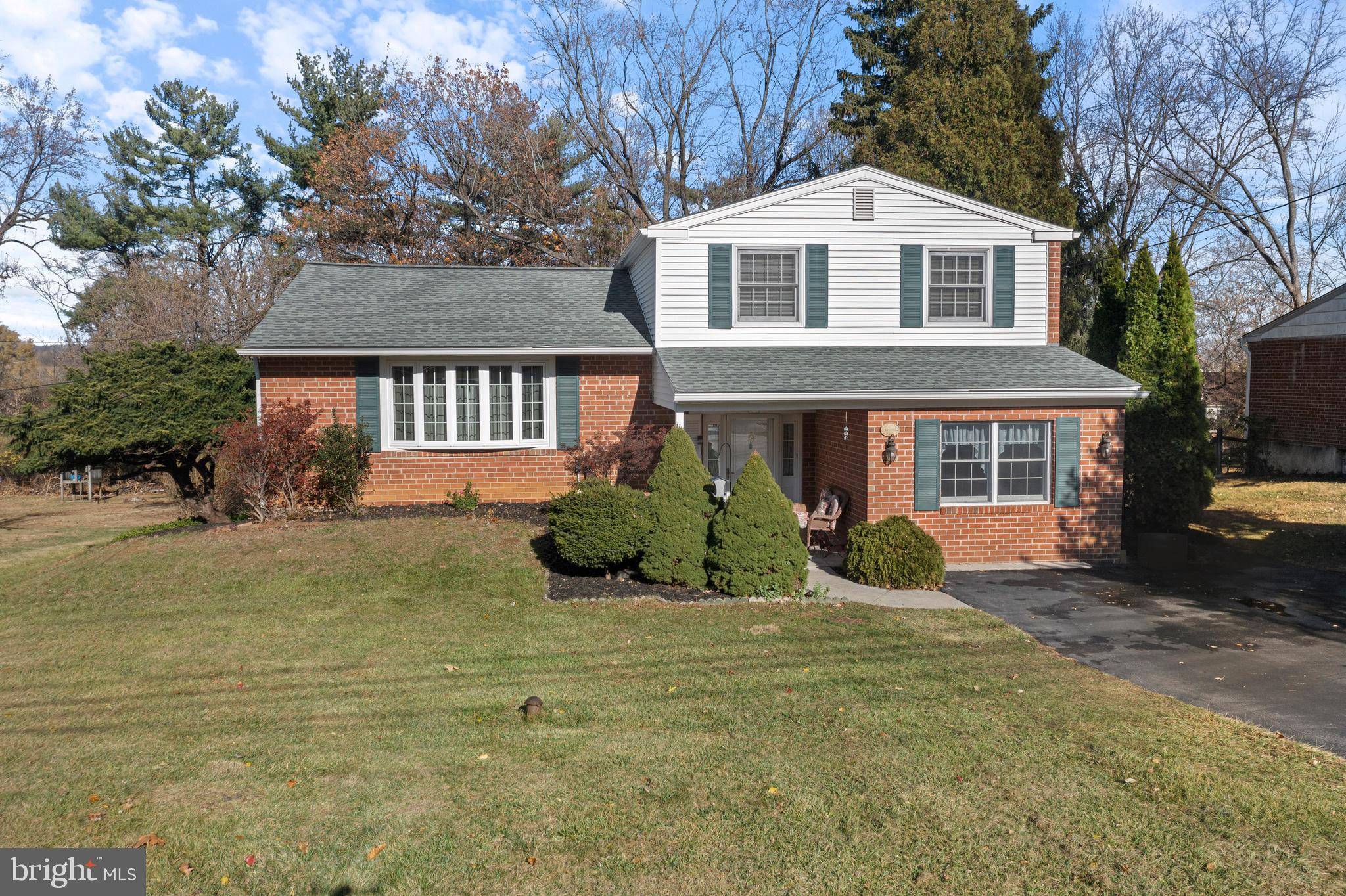 Malvern, PA 19355,9 DOE LN