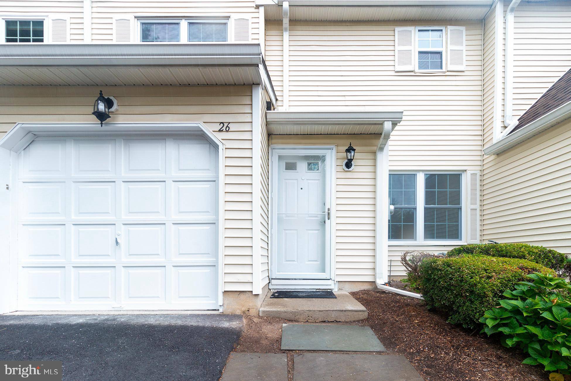 Ewing, NJ 08628,26 PILGRIM CT