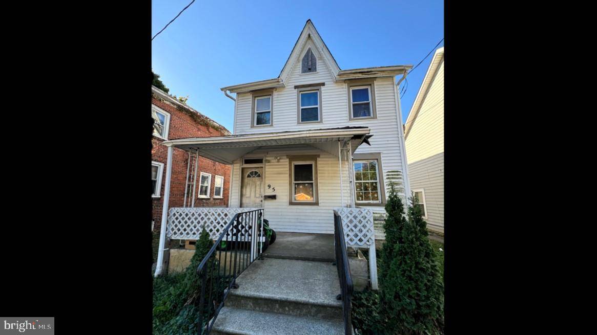 Salem, NJ 08079,95 HEDGE ST