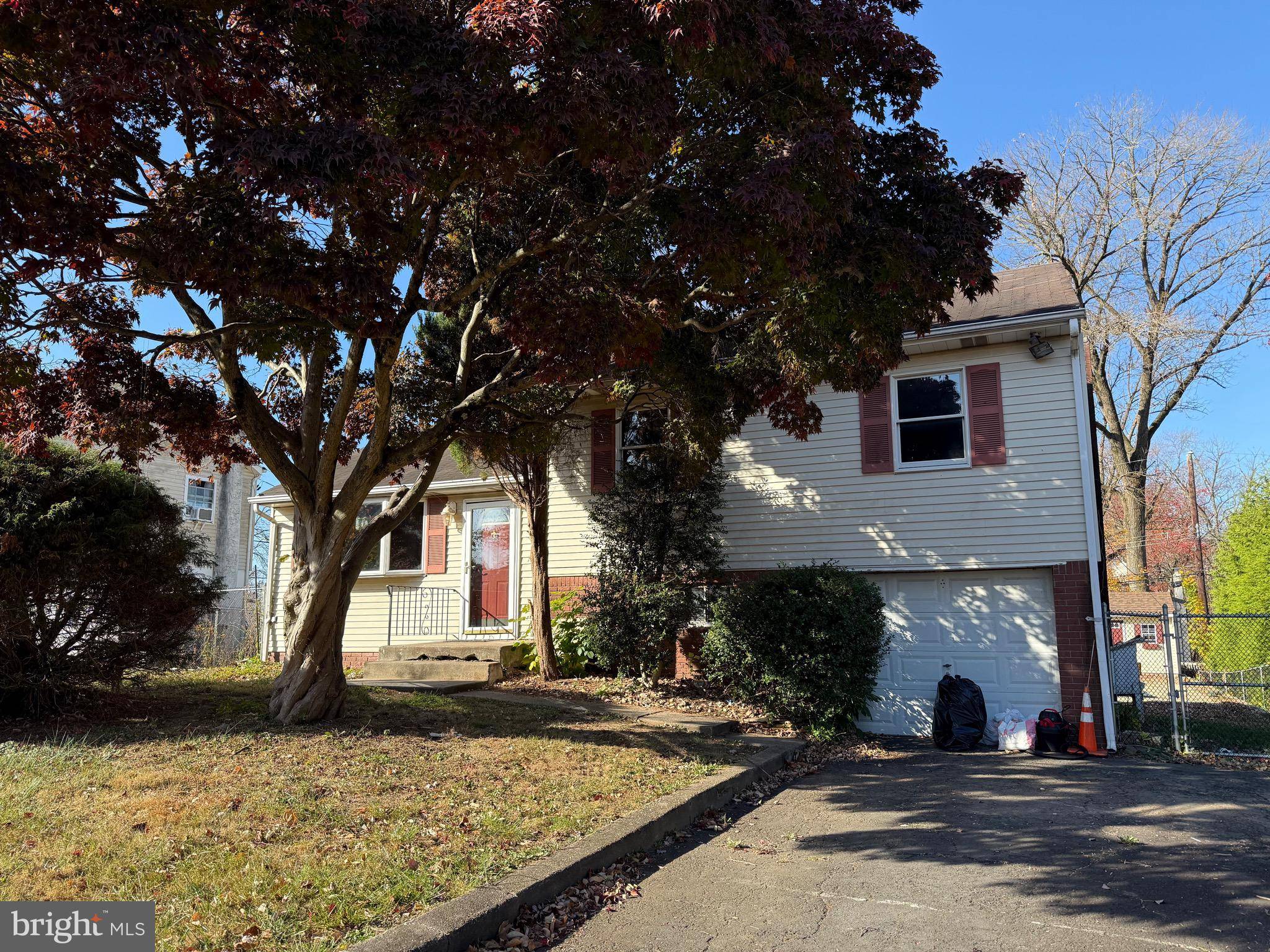 Langhorne, PA 19047,166 N HAWTHORNE AVE