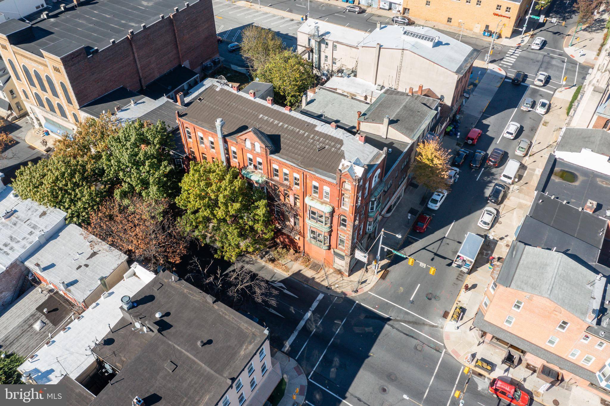 Reading, PA 19602,62 S 6TH ST