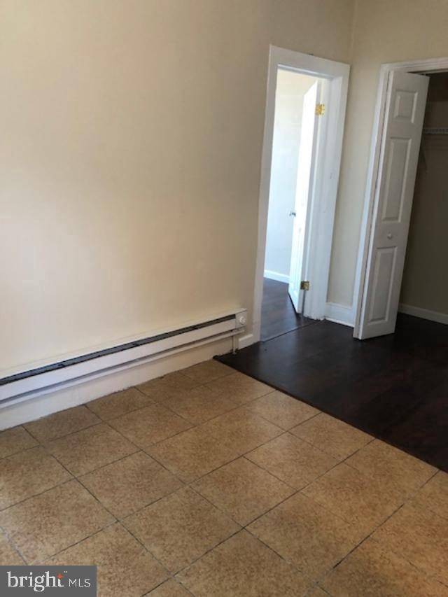 Philadelphia, PA 19147,1537 S BROAD ST #3 F