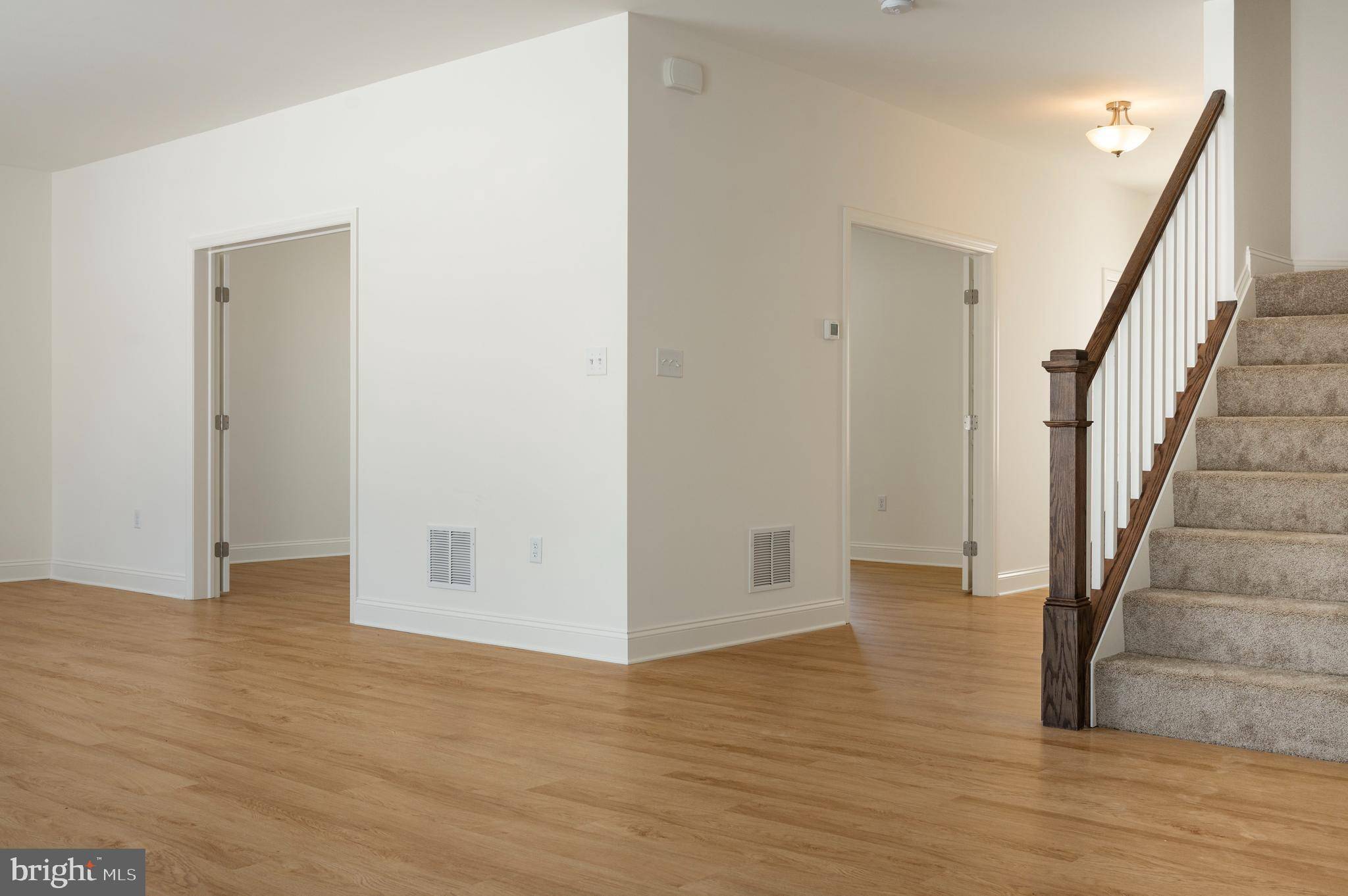 Lititz, PA 17543,420 ROYAL HUNT WAY