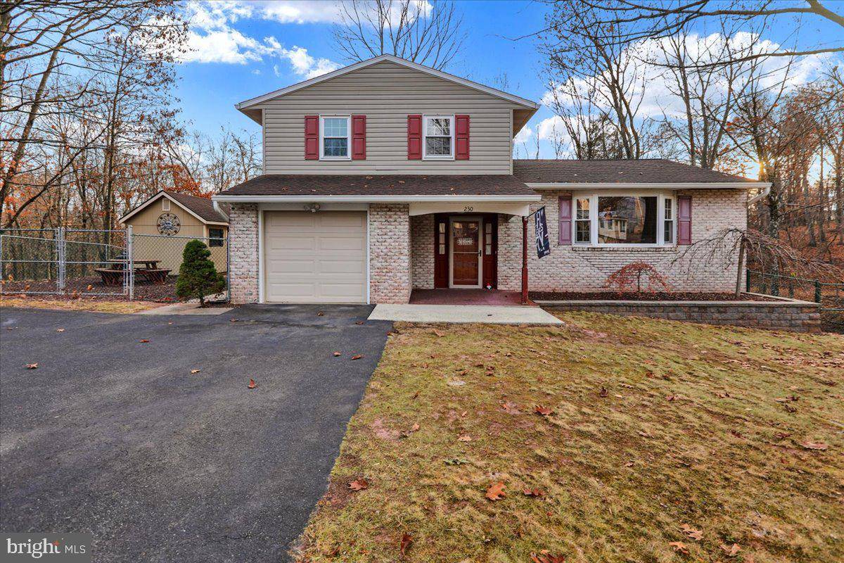 Douglassville, PA 19518,230 LILAC LN