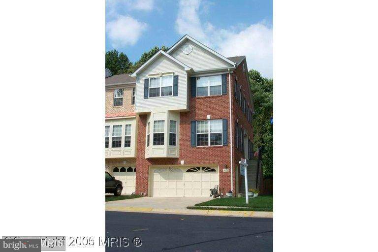 Fairfax, VA 22030,12092 ANTLER CT