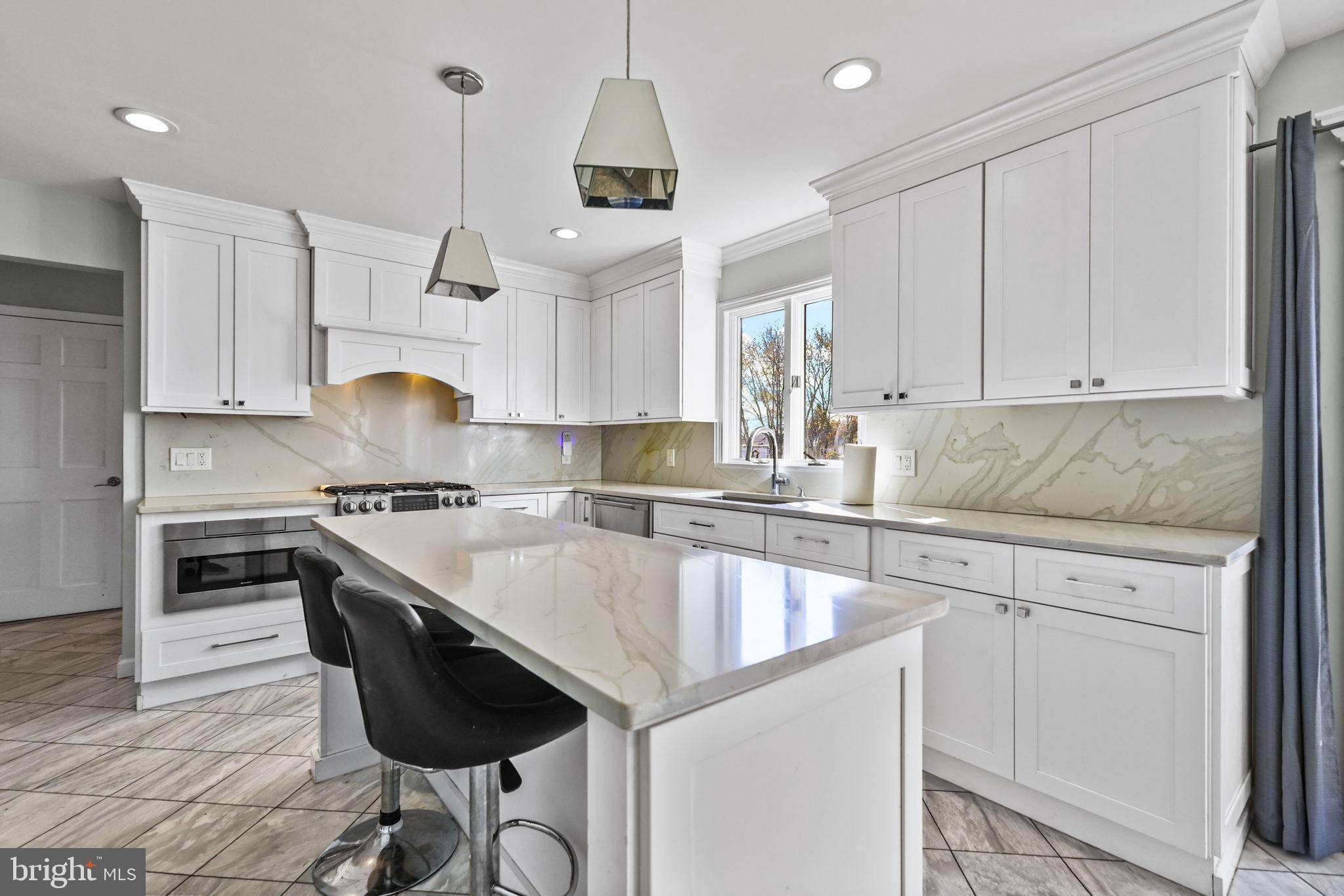 Lambertville, NJ 08530,111 MOUNT AIRY HARBOURTON