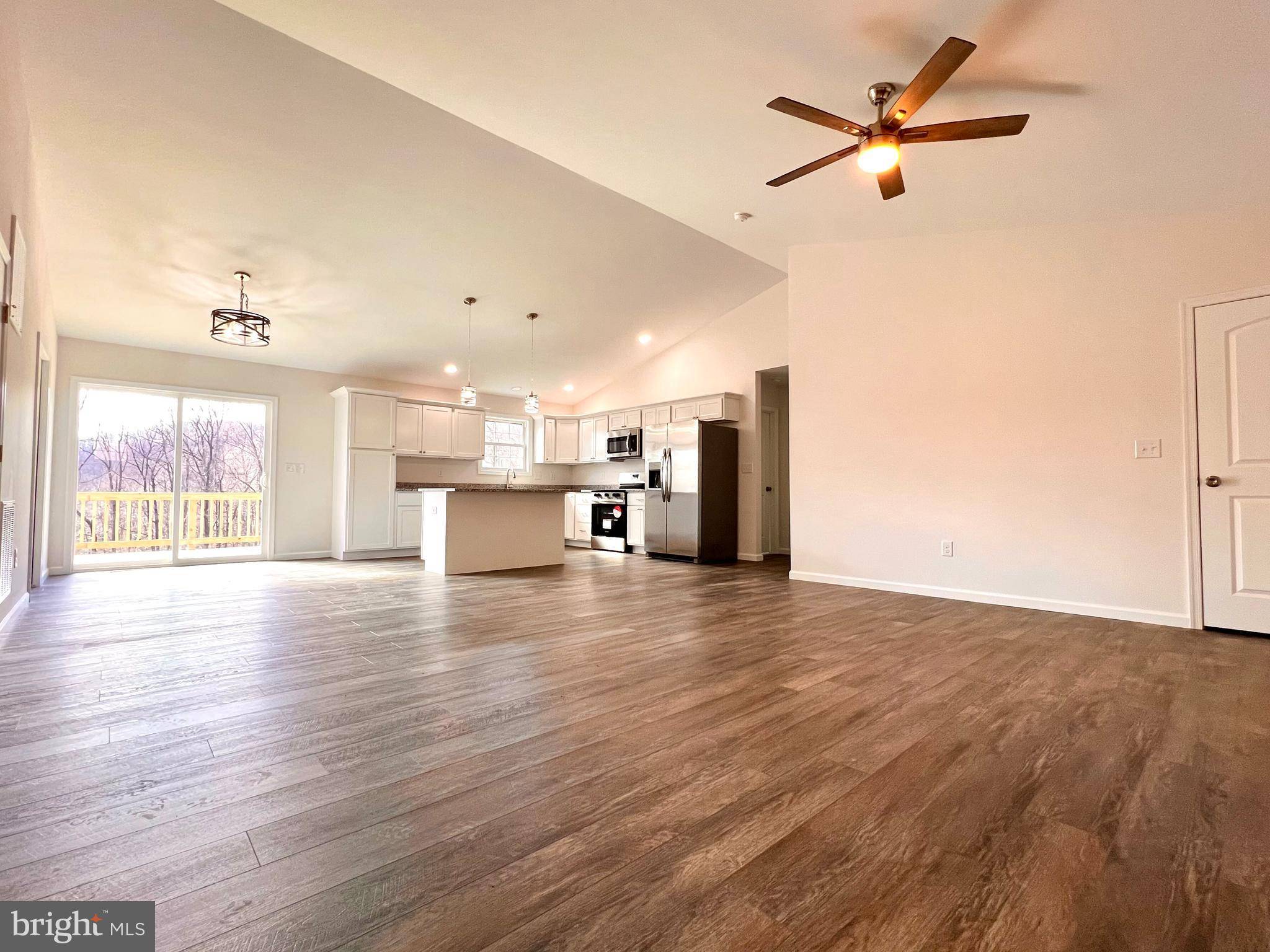 Hedgesville, WV 25427,185 FAWN RUN LANE