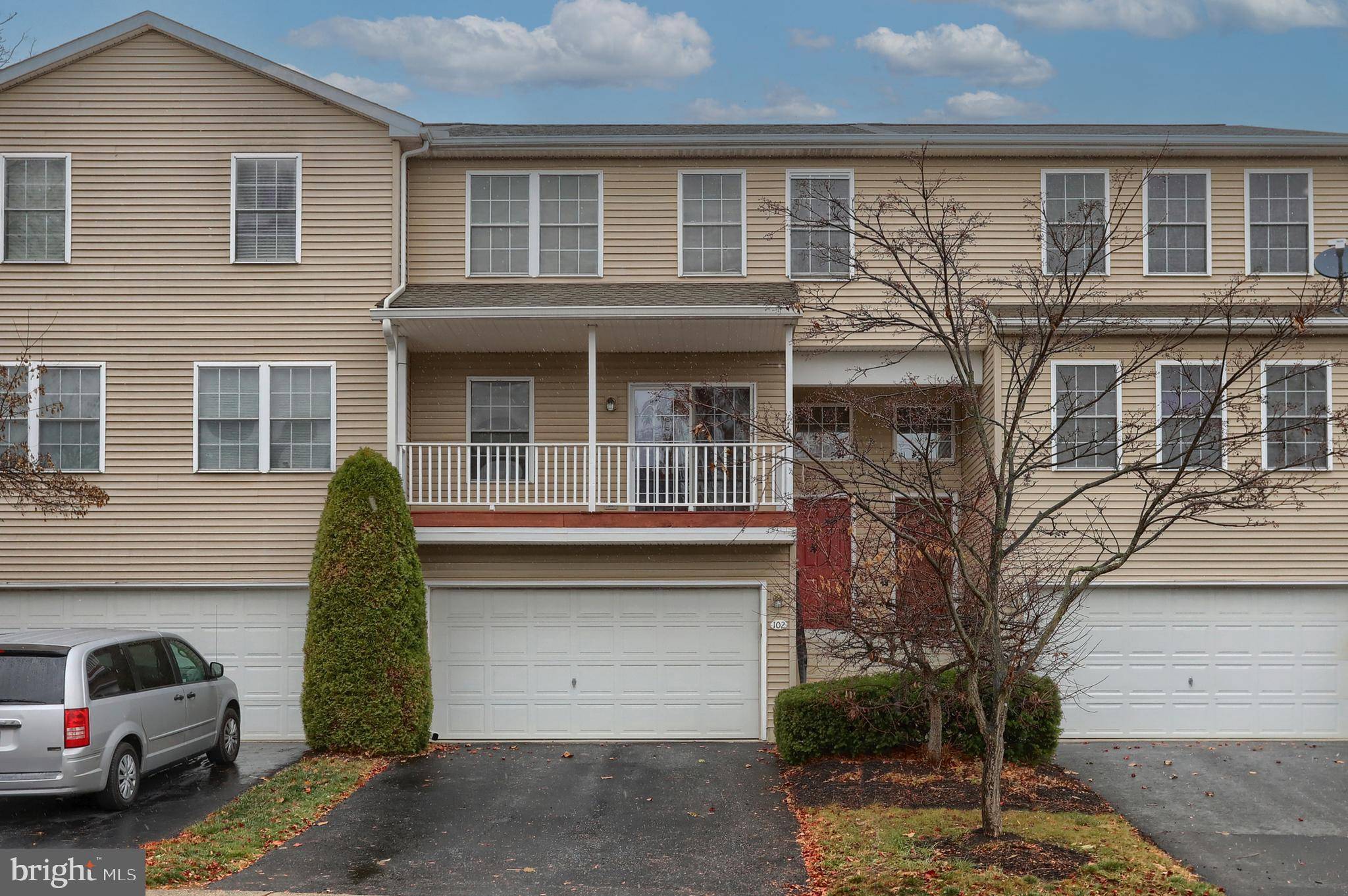 Annville, PA 17003,102 WOODSIDE CT