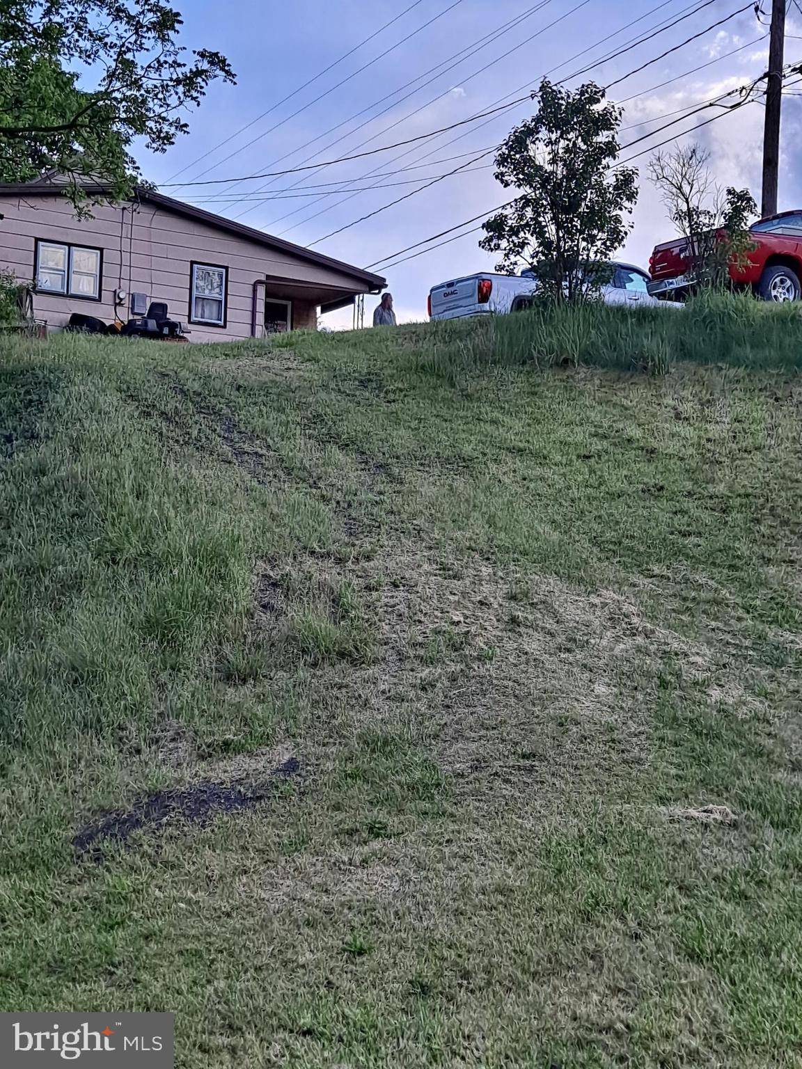 Petersburg, WV 26847,3222 FRANKLIN PIKE