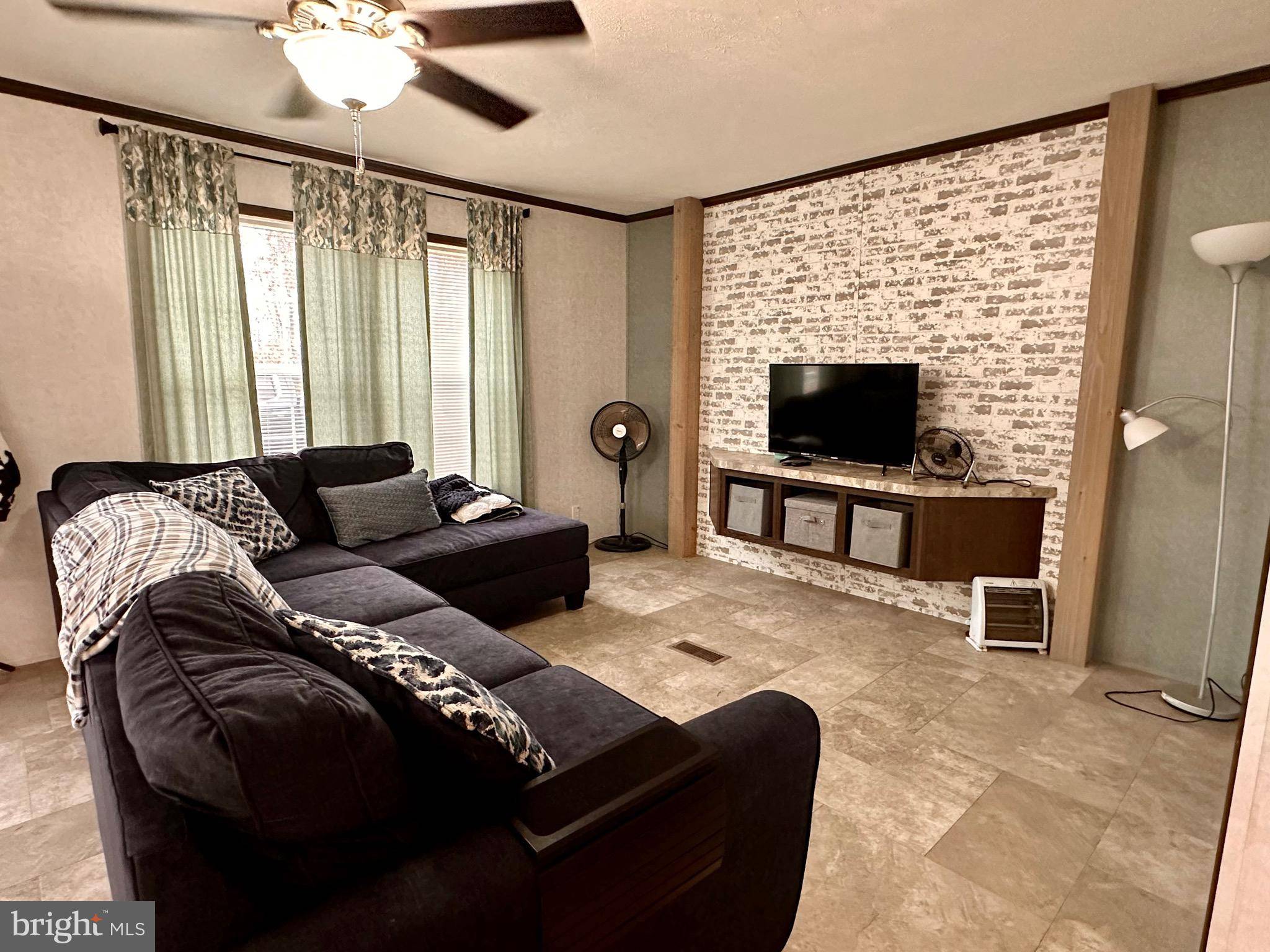 Artemas, PA 17211,331 SILVER MILLS