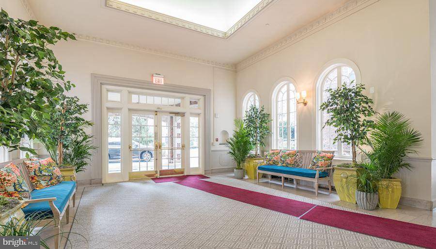 Washington, DC 20008,3601 CONNECTICUT AVE NW #712