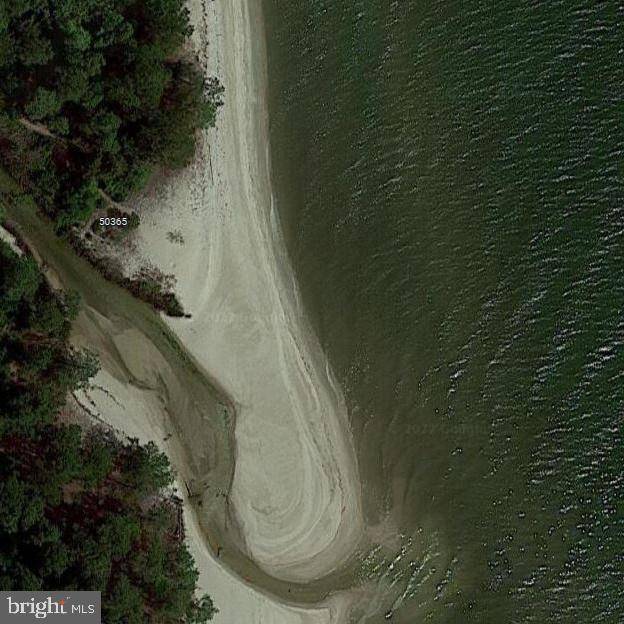 Scotland, MD 20687,15399 HOLLY DR