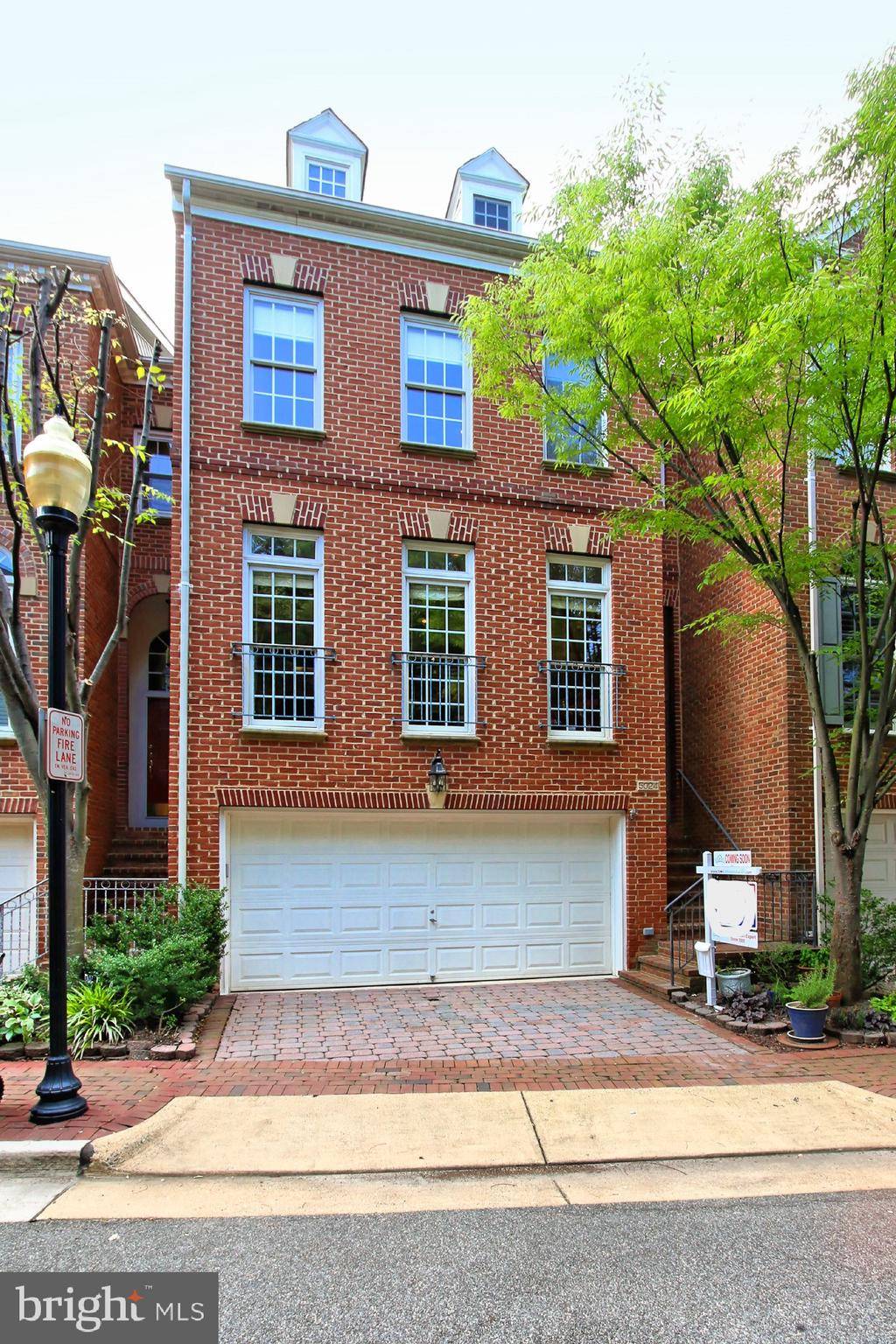 Alexandria, VA 22304,5024 WAPLE LN