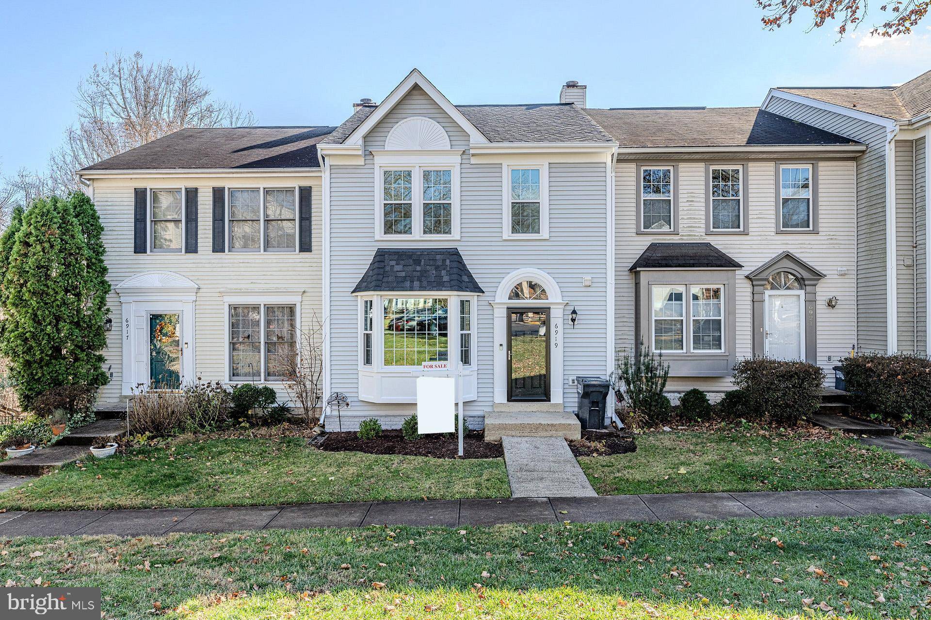 Centreville, VA 20121,6919 COMPTON LN