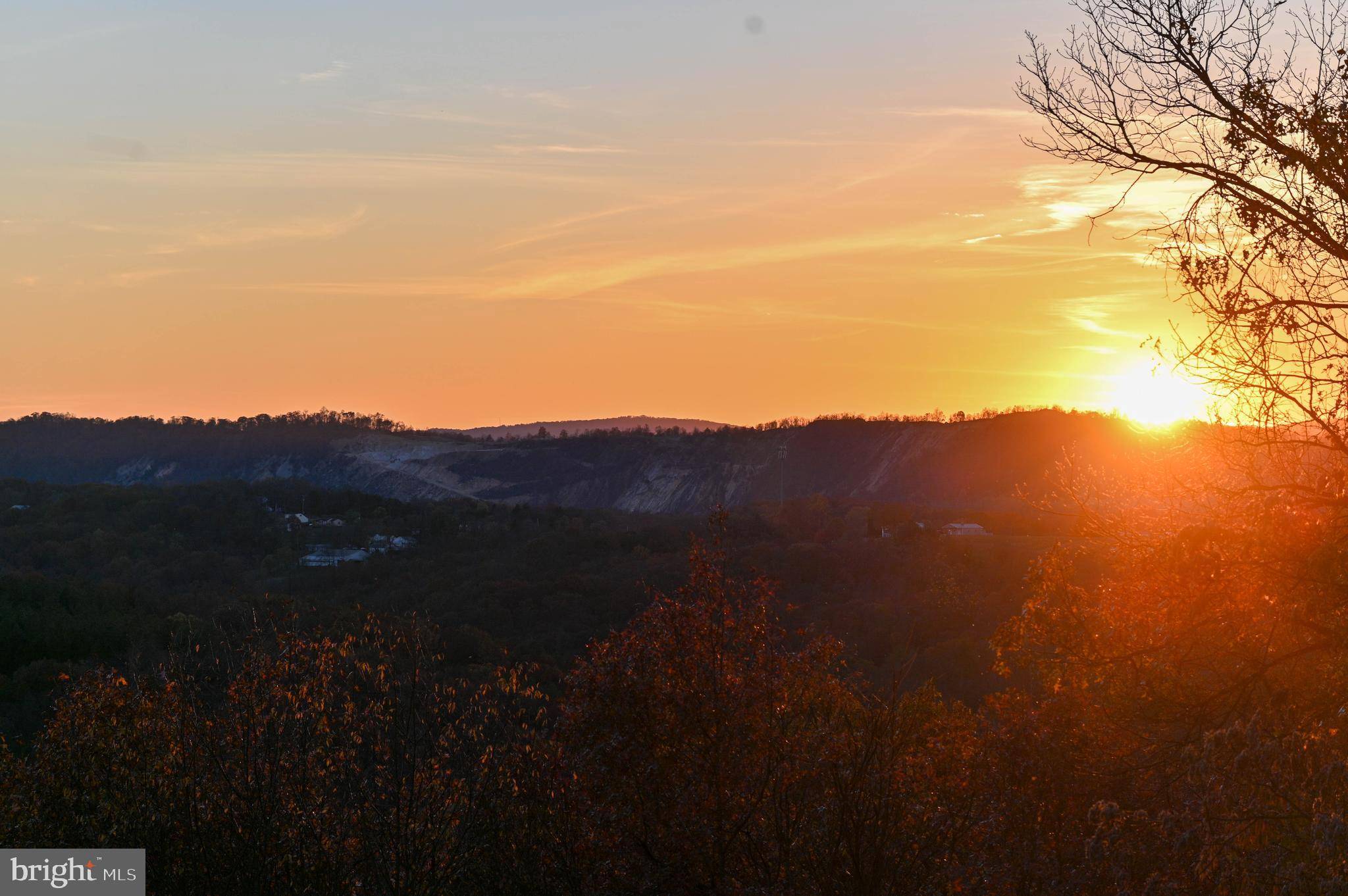 Berkeley Springs, WV 25411,0 PIOUS RIDGE RD