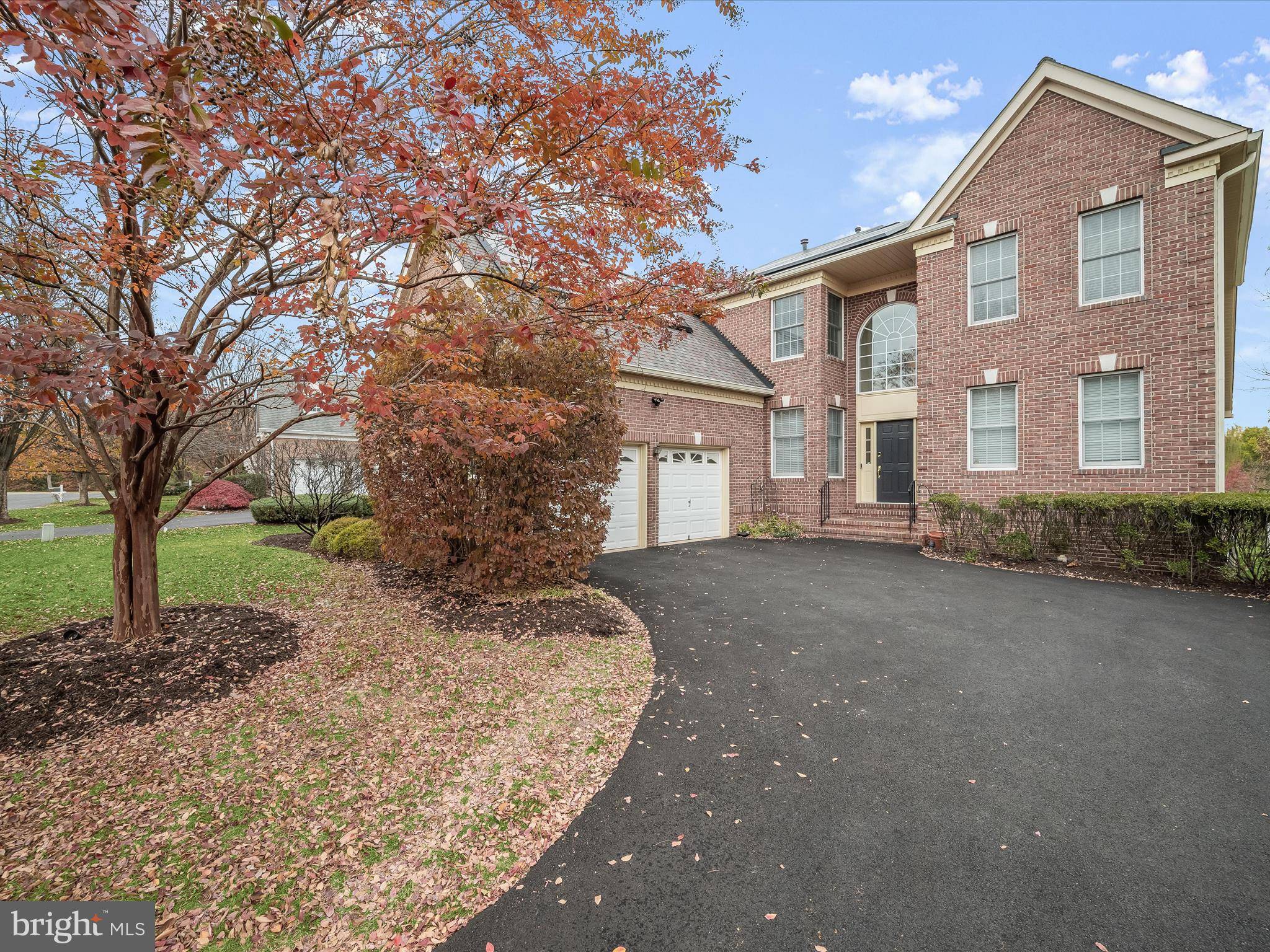 Ashburn, VA 20147,43480 FOXGROVE CT