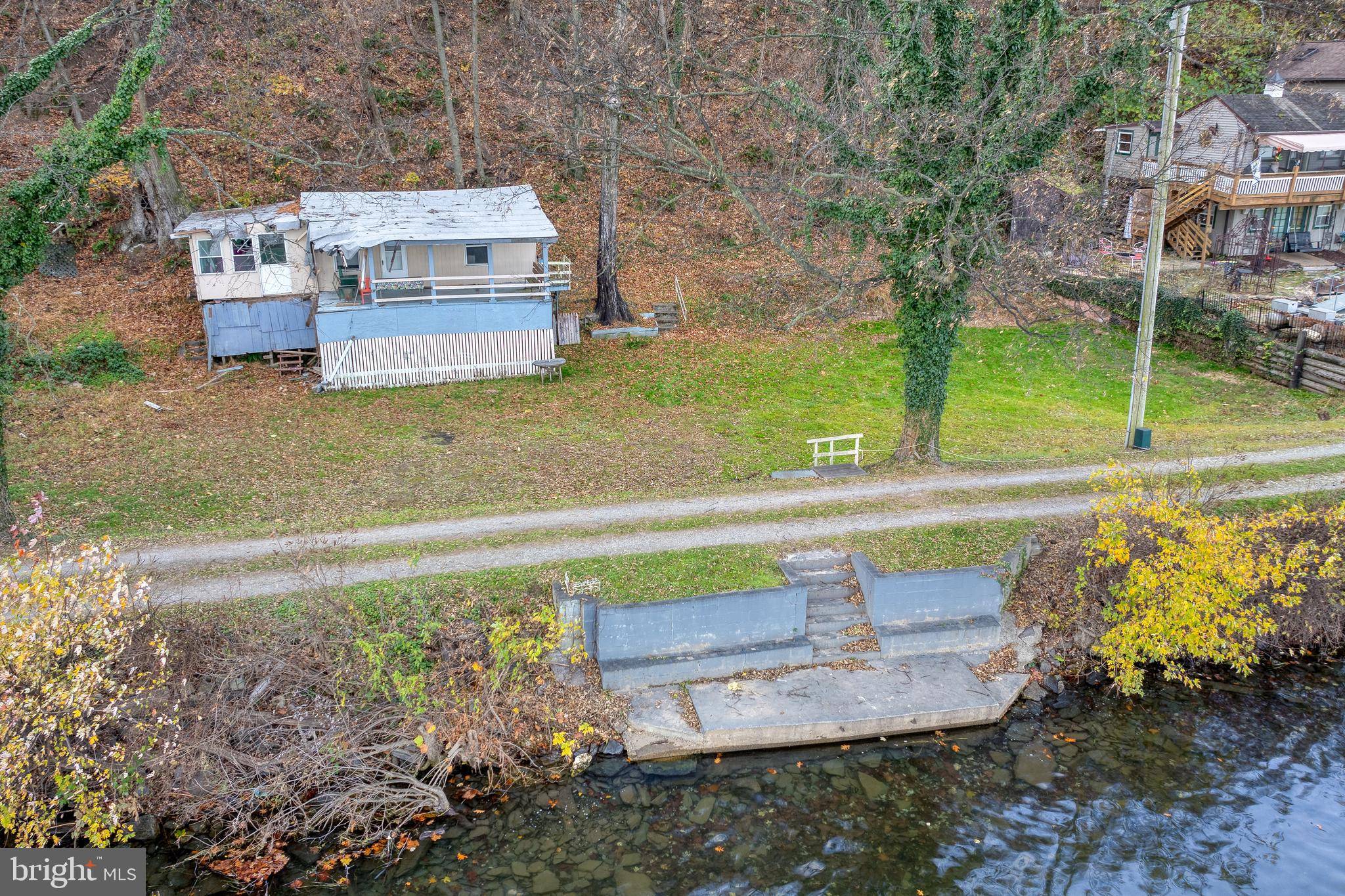 Wrightsville, PA 17368,253 MURPHYS HOLLOW LN