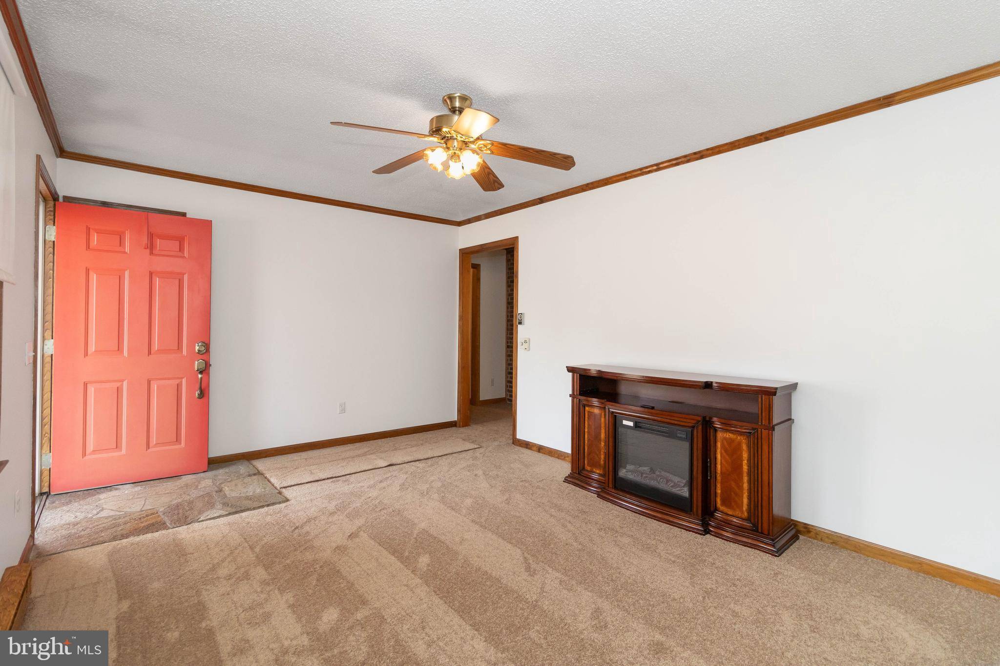 Seaford, DE 19973,28983 JOHNSONS DR