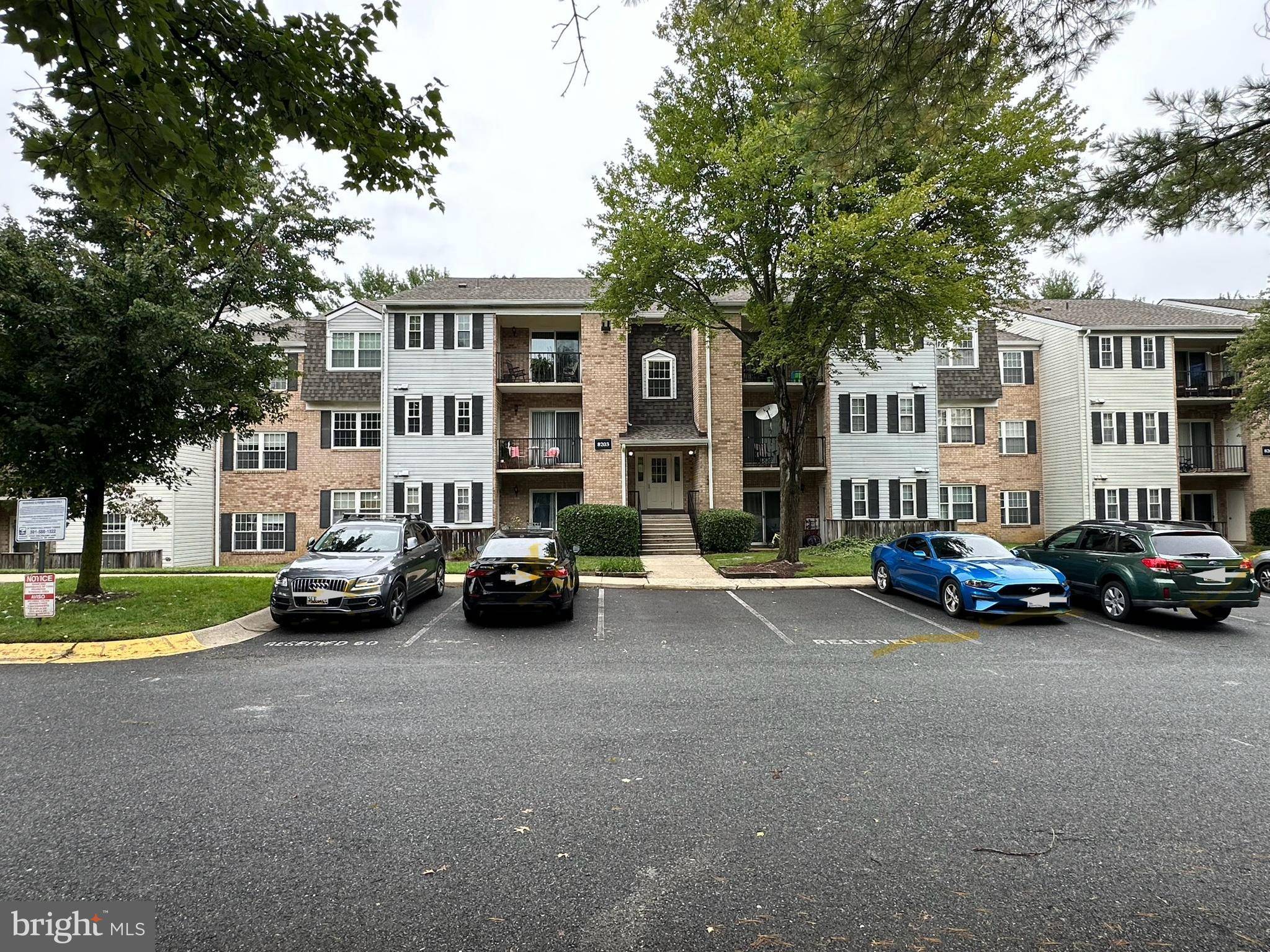 Gaithersburg, MD 20879,8203 WHISPERING OAKS WAY #303