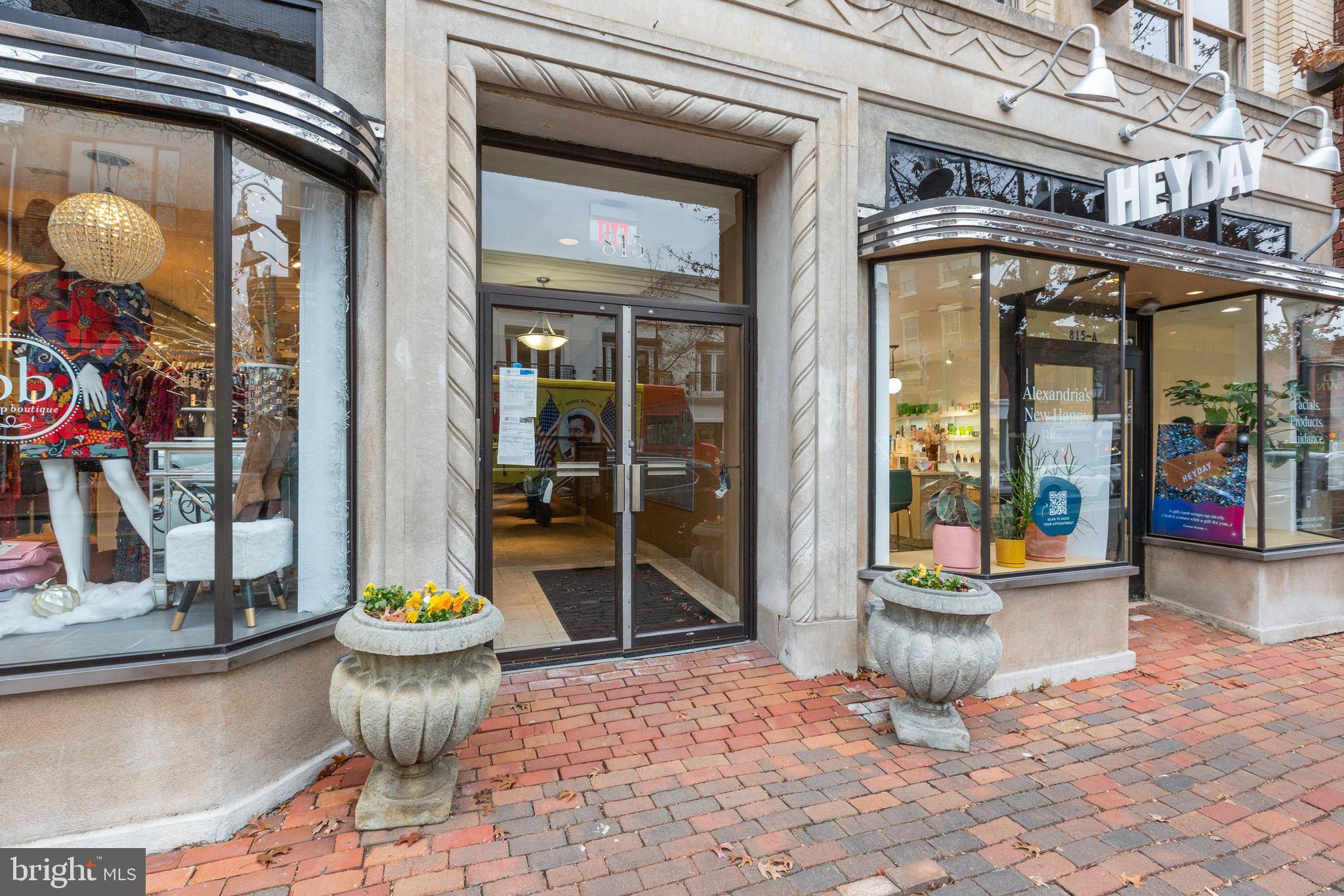 Alexandria, VA 22314,815 KING ST #3C