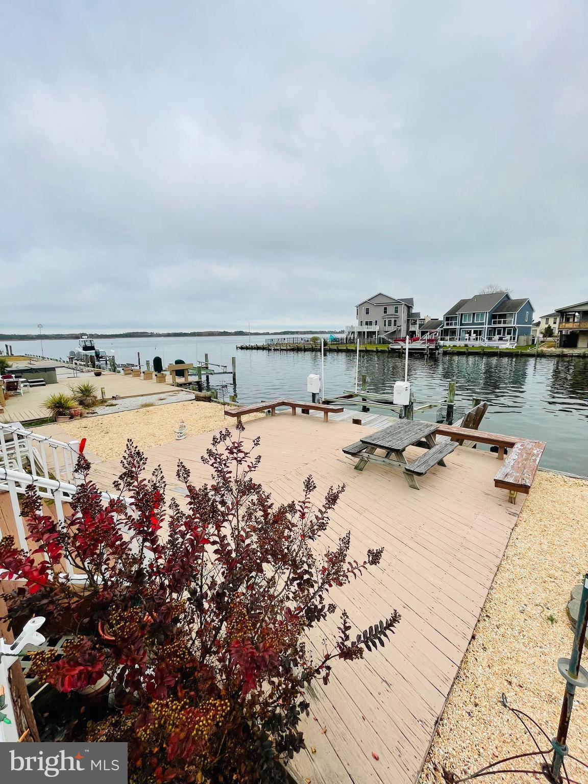 Ocean Pines, MD 21811,52 LOOKOUT PT