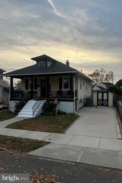 Maple Shade, NJ 08052,142 S HOLLY AVE