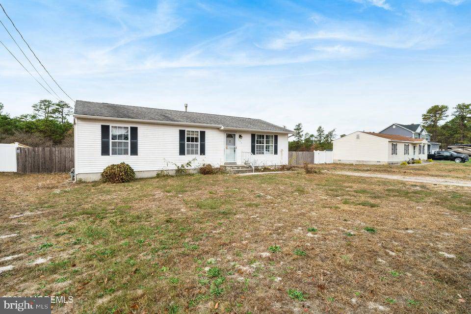 Bayville, NJ 08721,164 GRAND CENTRAL PKWY